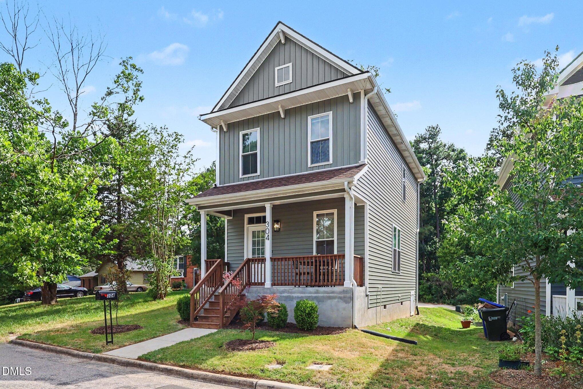 main property photo 6