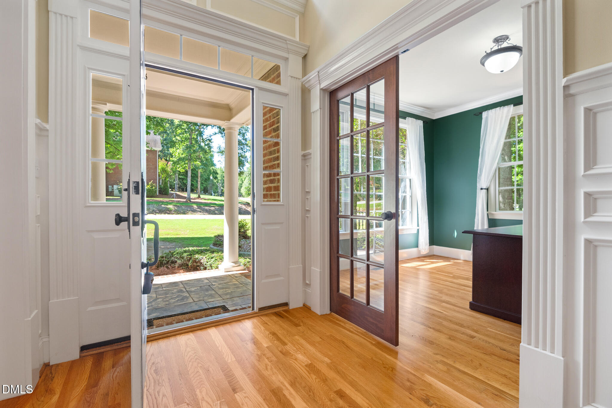 main property photo 6