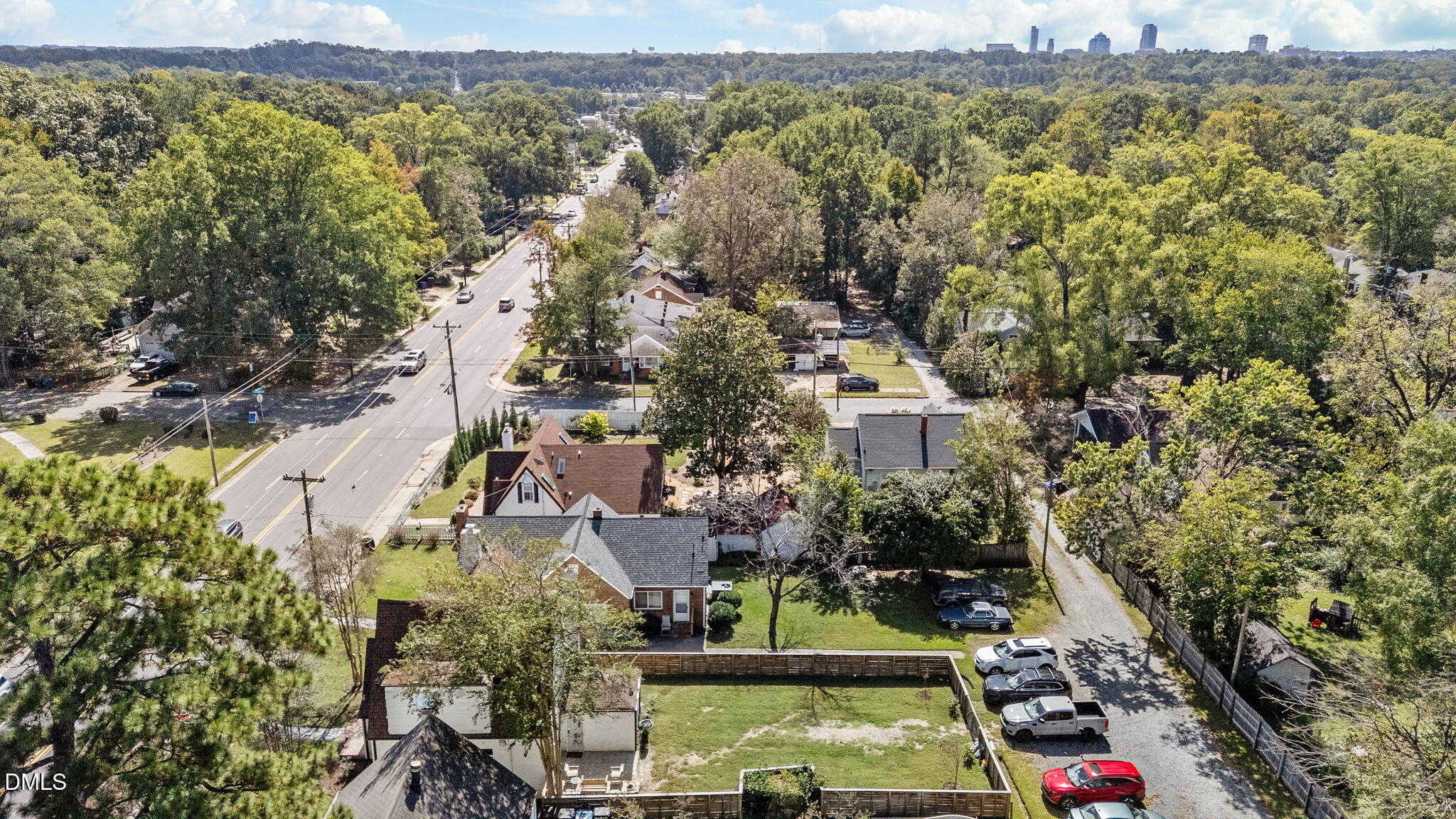 main property photo 41