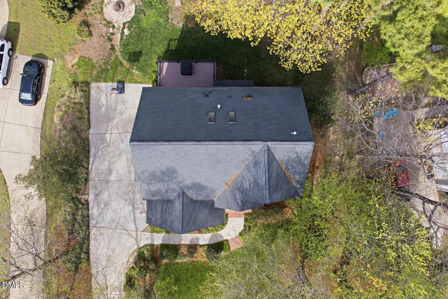 main property photo 43