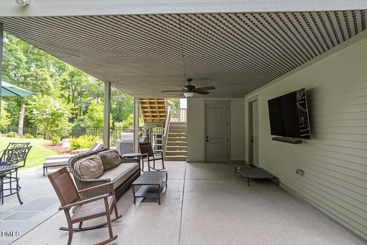 main property photo 59