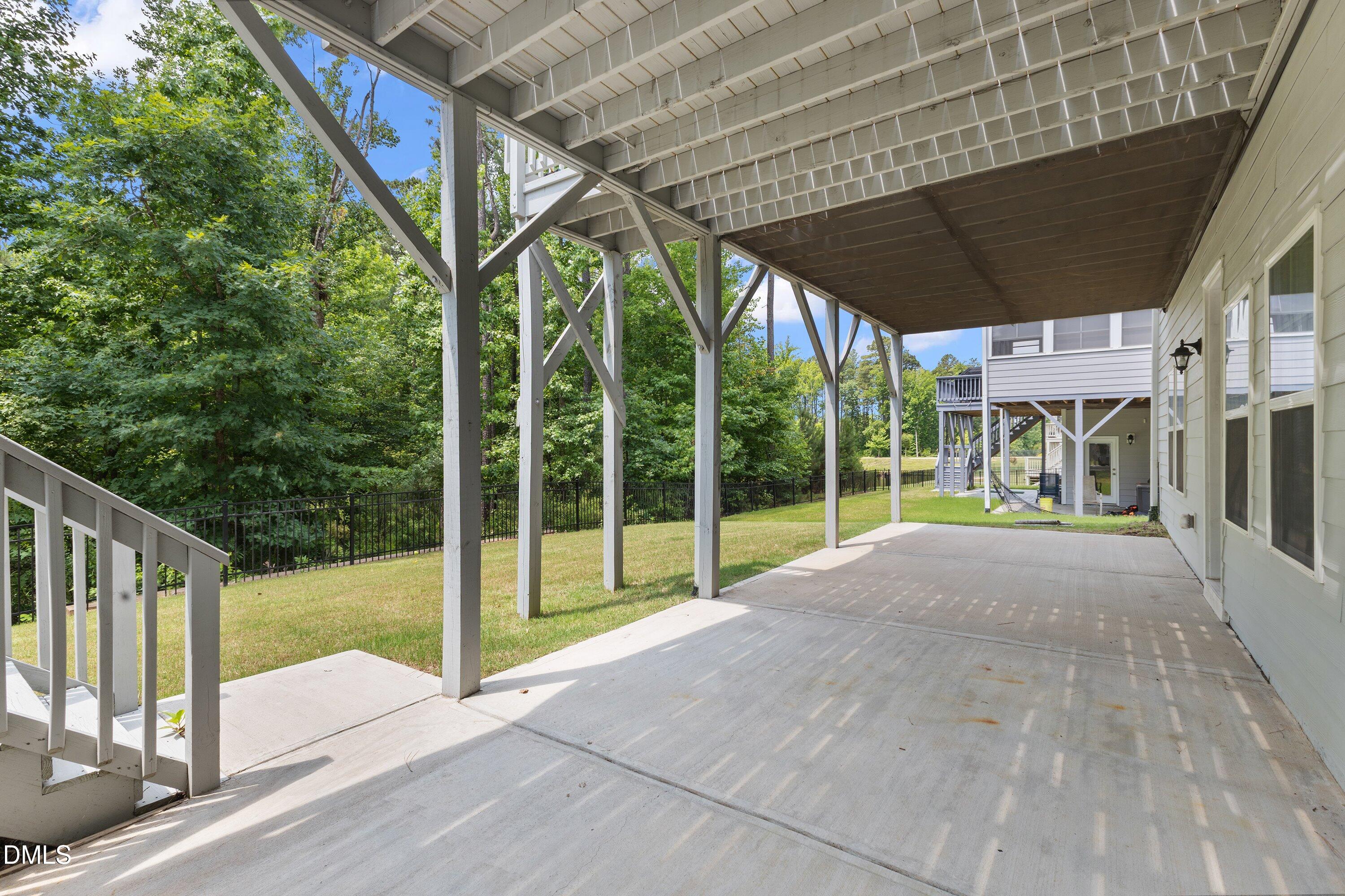 main property photo 77