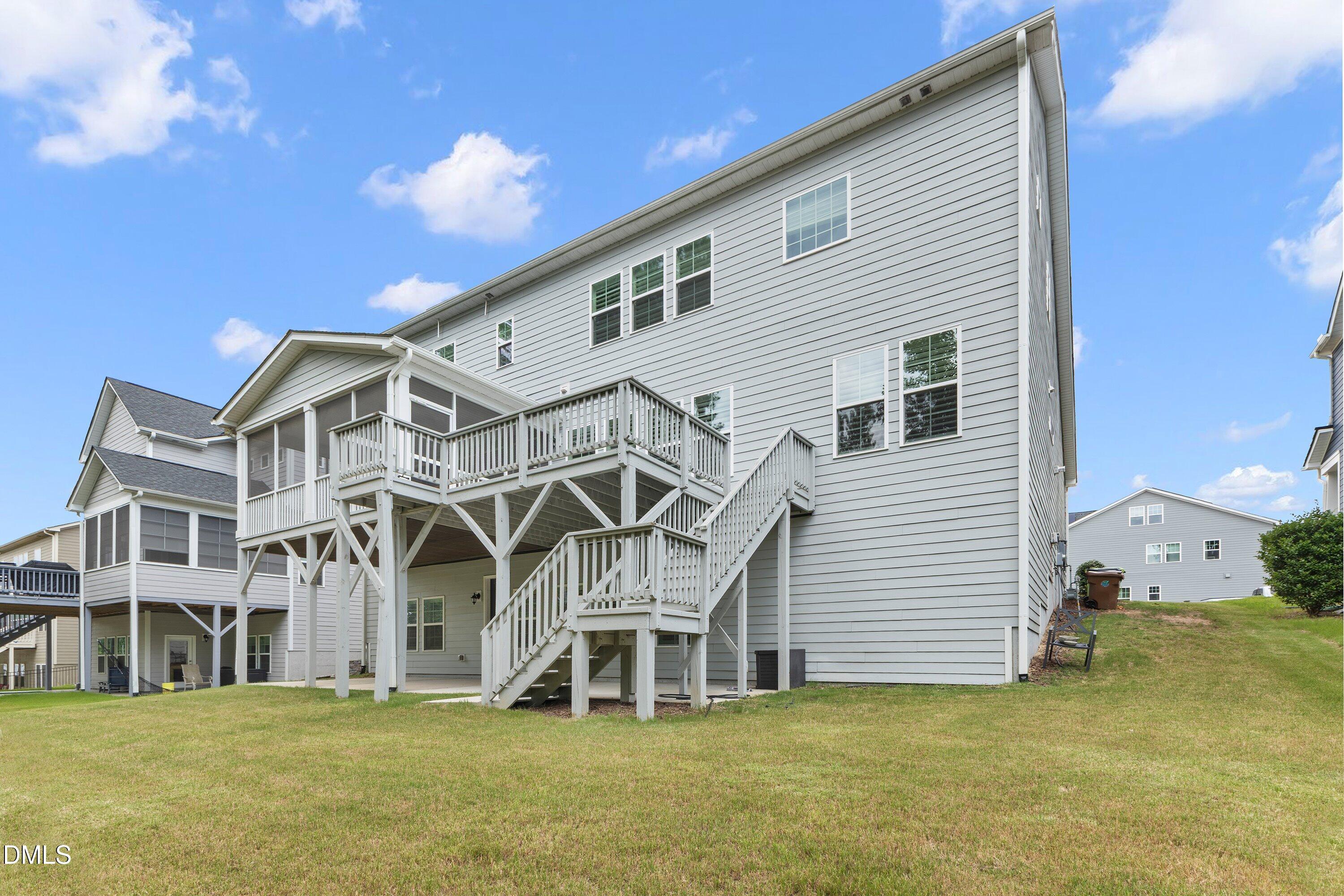 main property photo 79