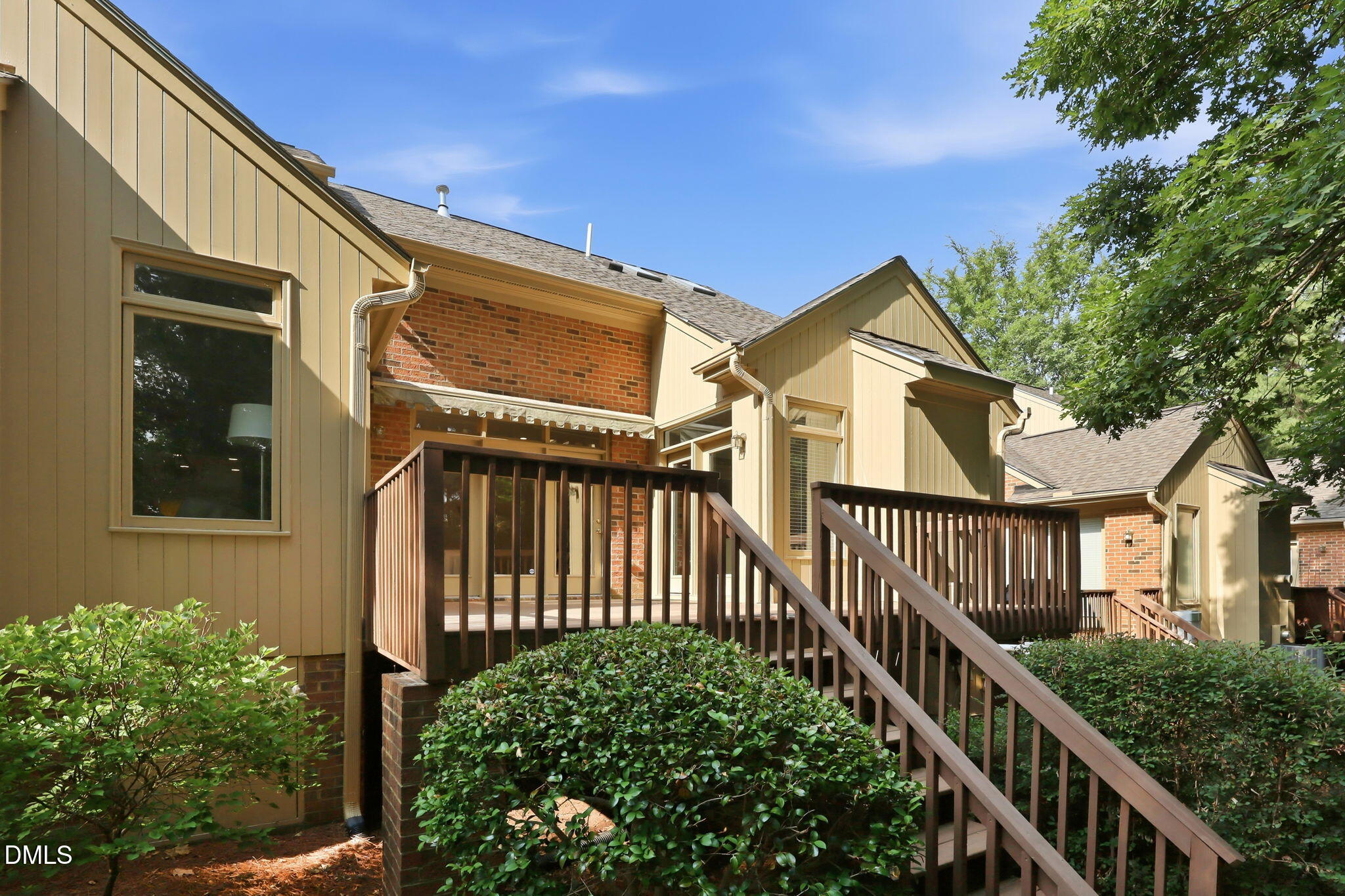 main property photo 32