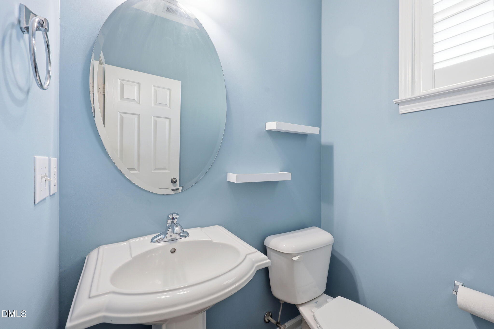 main property photo 19