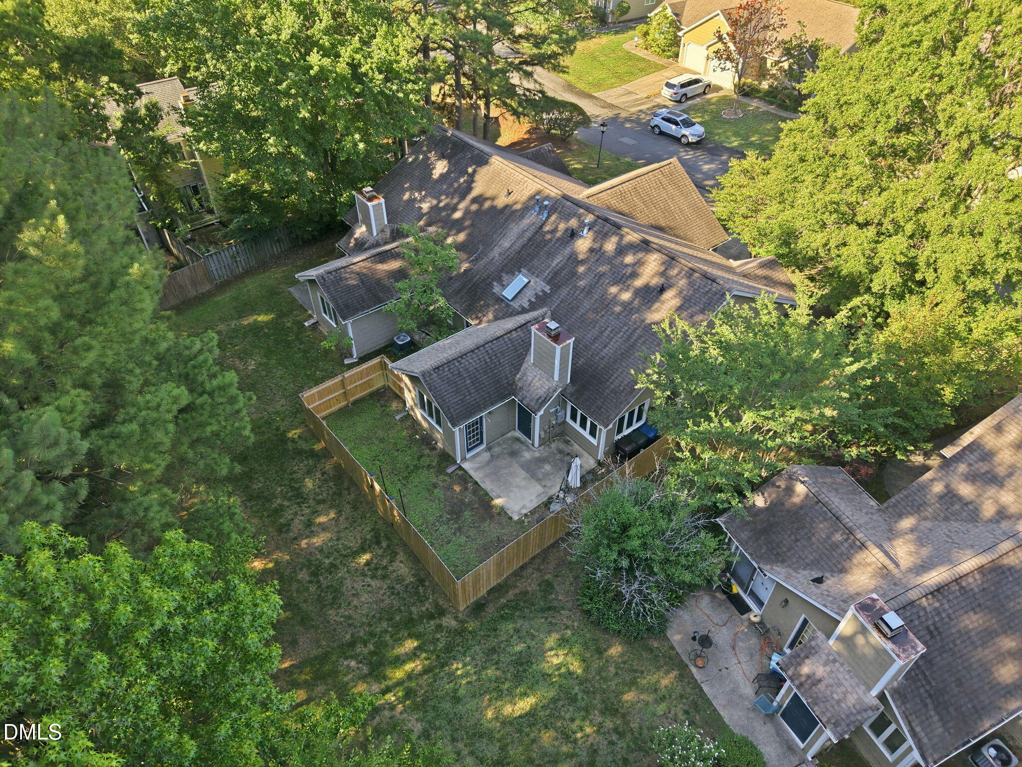 main property photo 43
