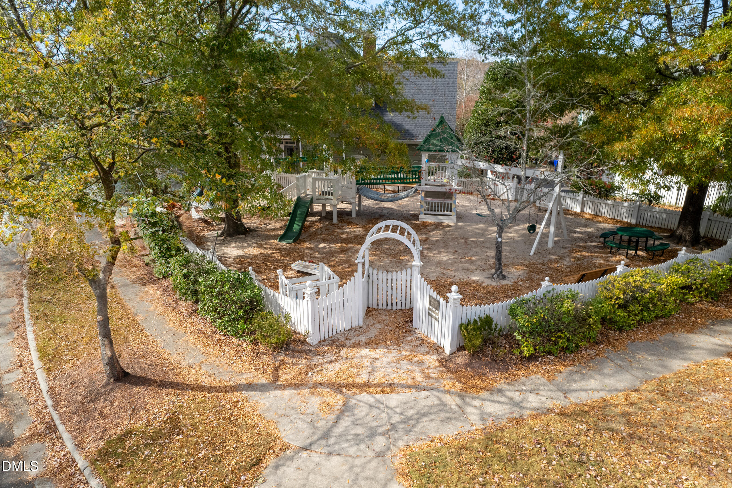 main property photo 82