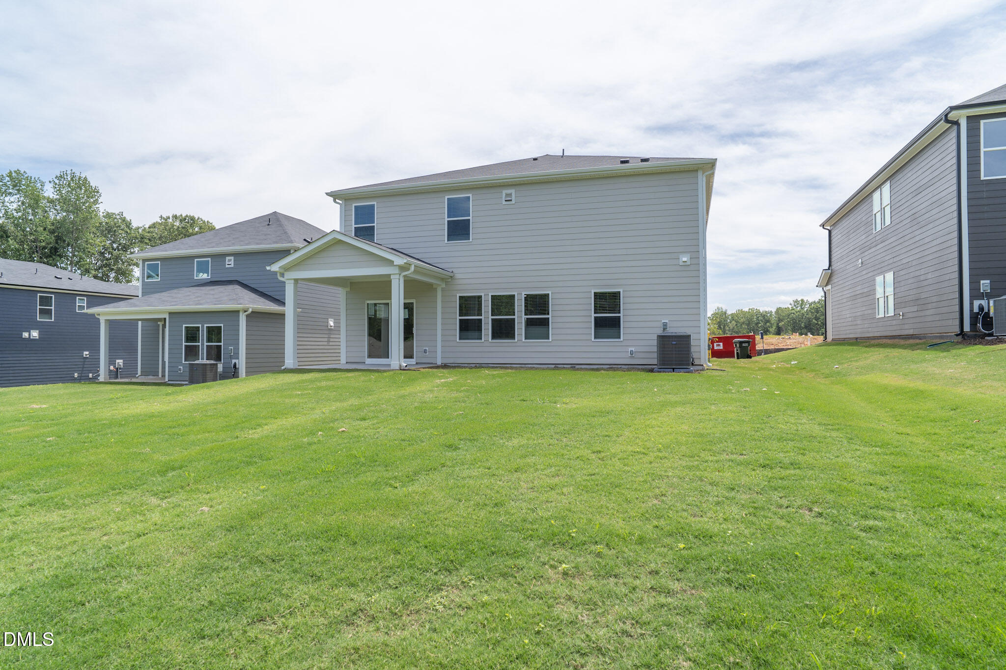 main property photo 5
