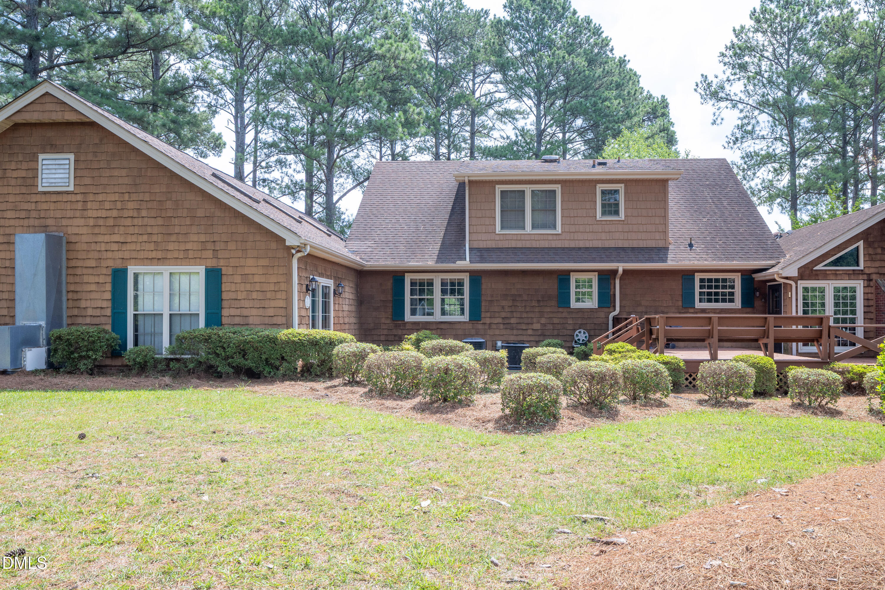 main property photo 31