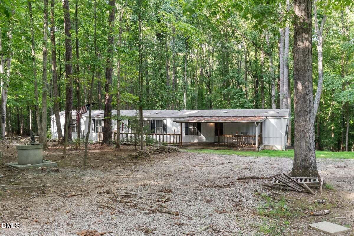 main property photo 24