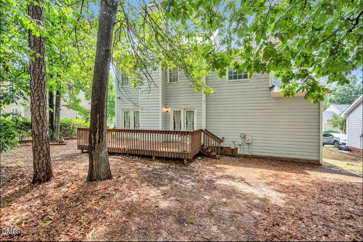 main property photo 32