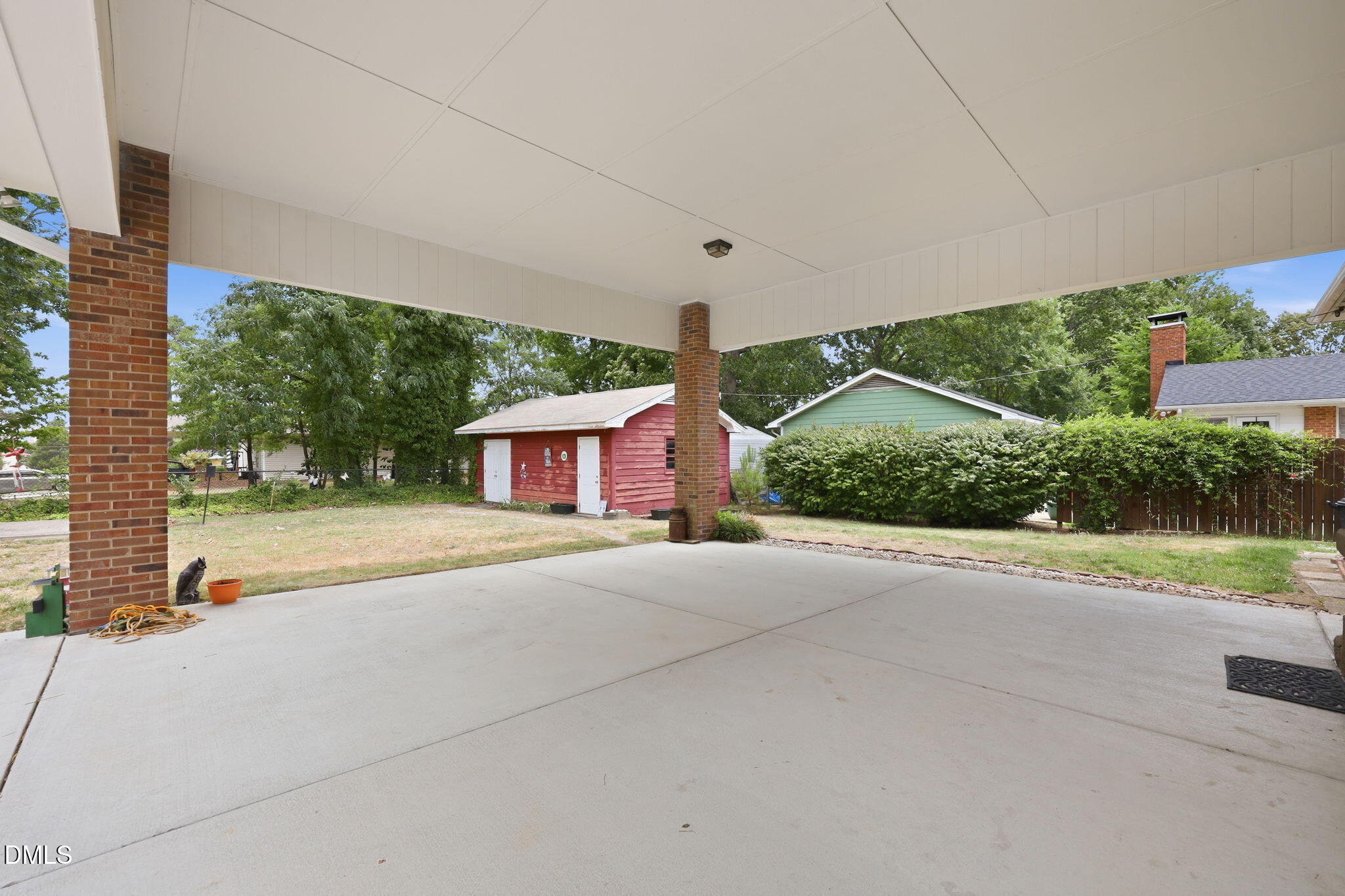 main property photo 23