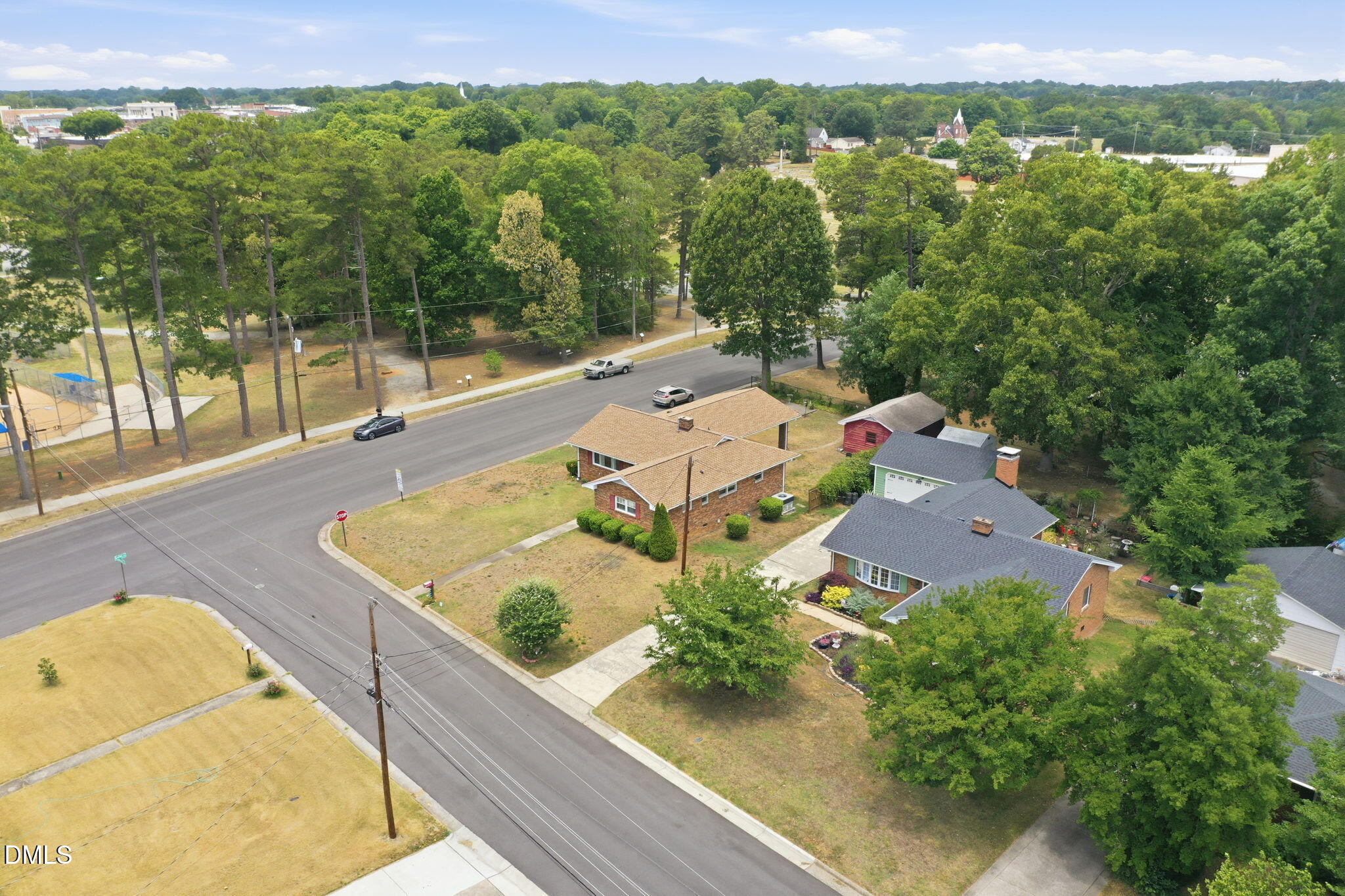 main property photo 26