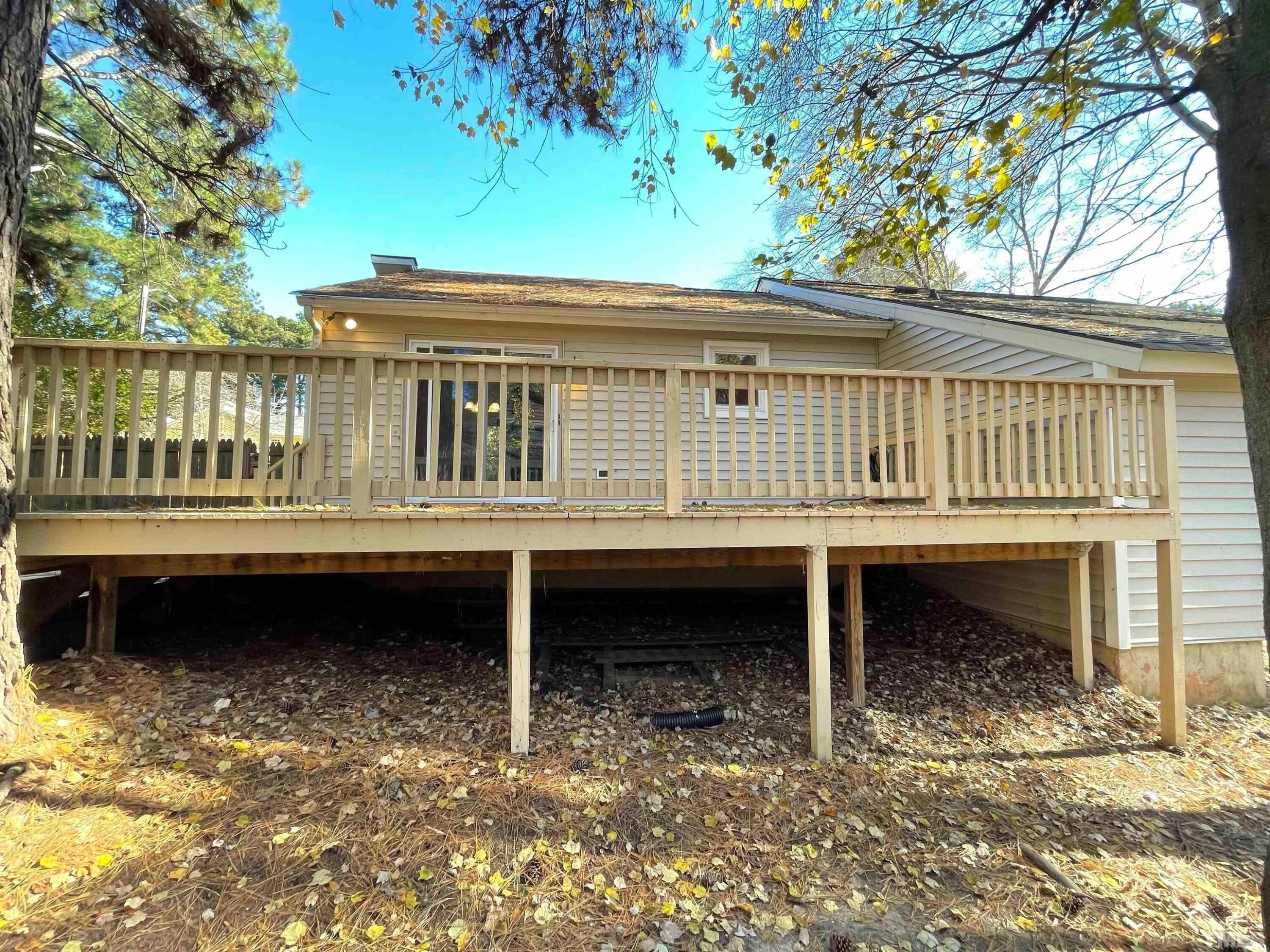 main property photo 42