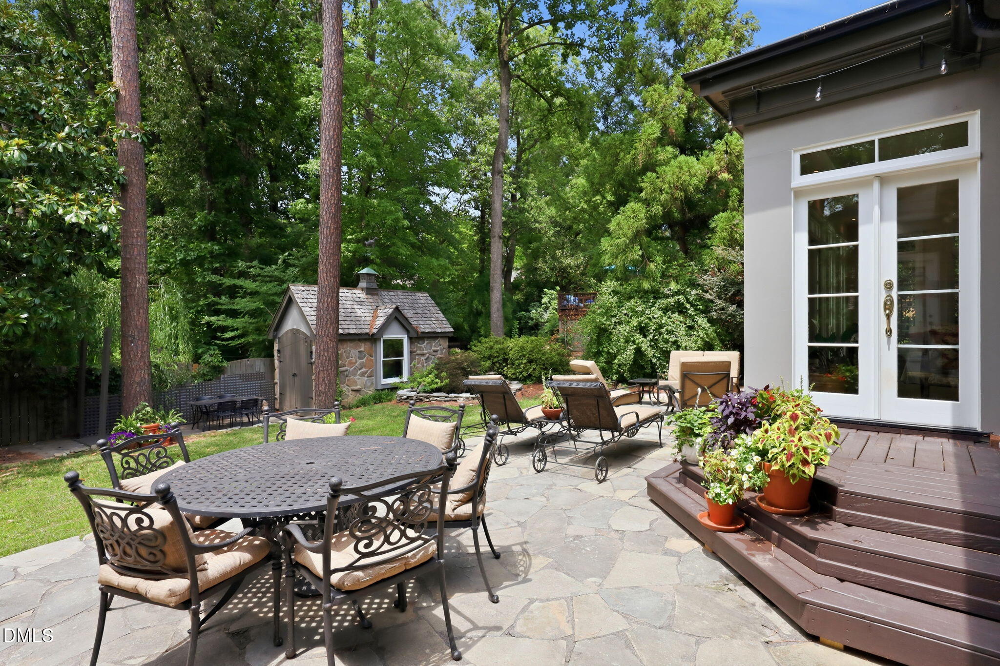 main property photo 22