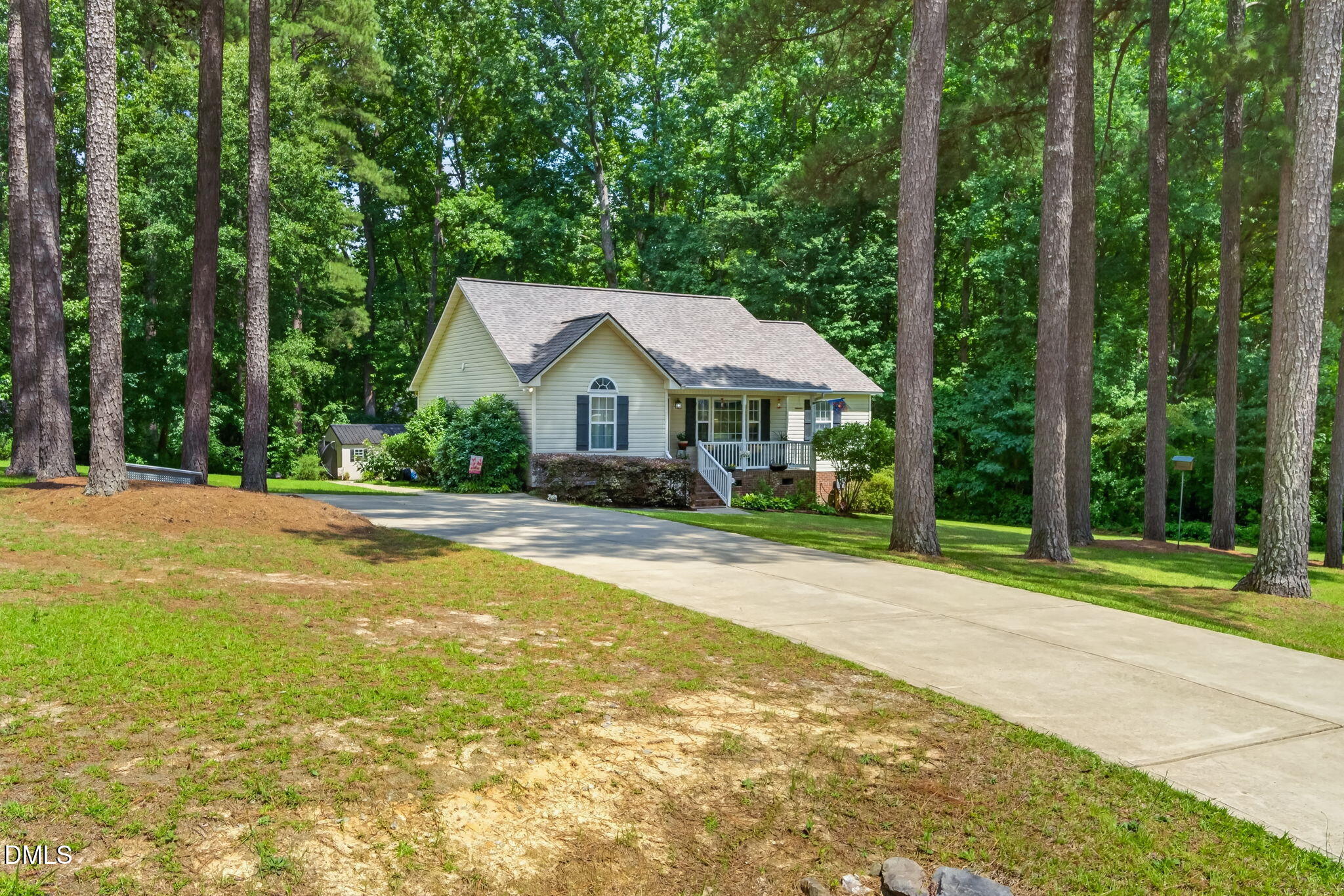 main property photo 4