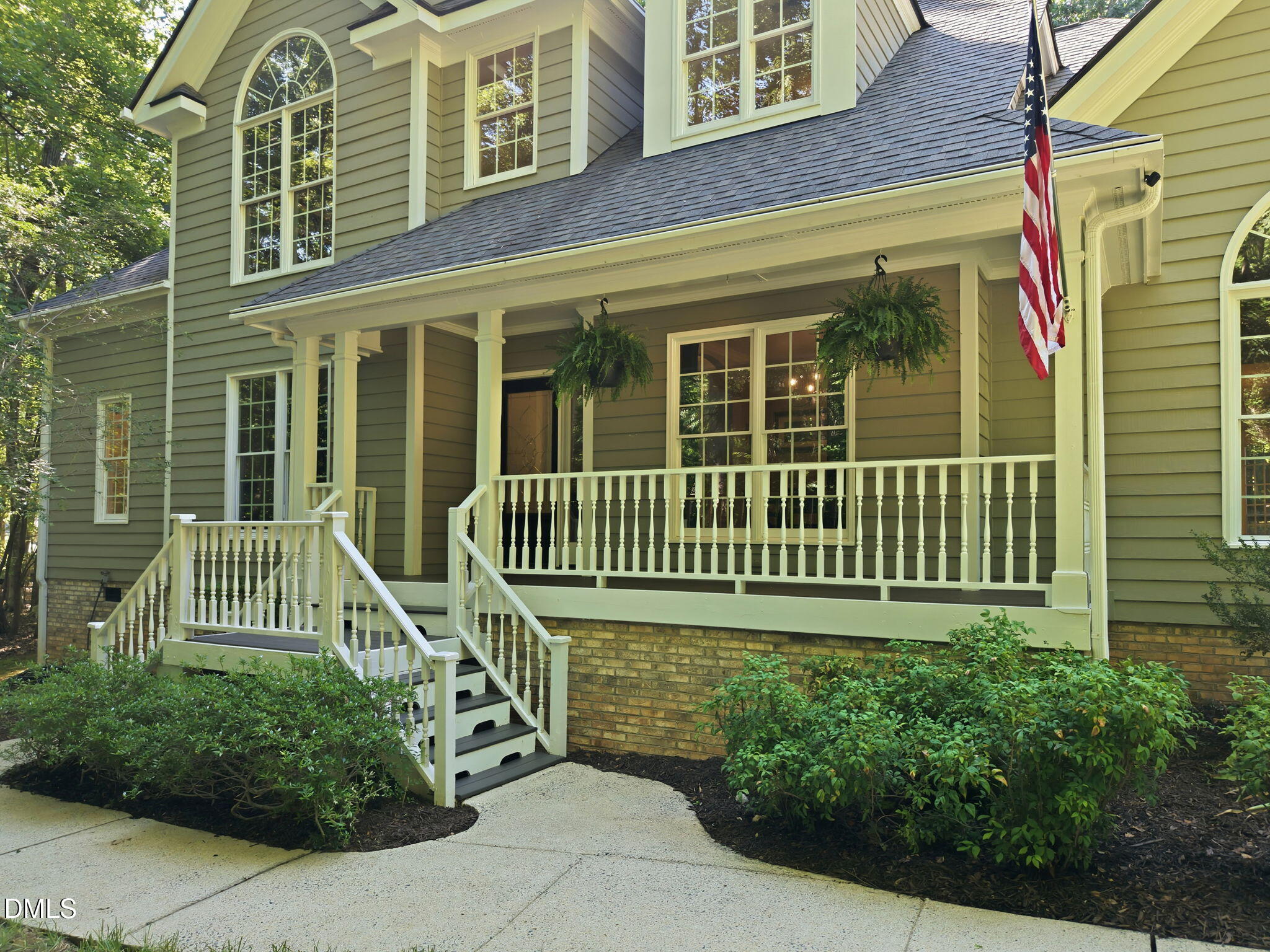 main property photo 4