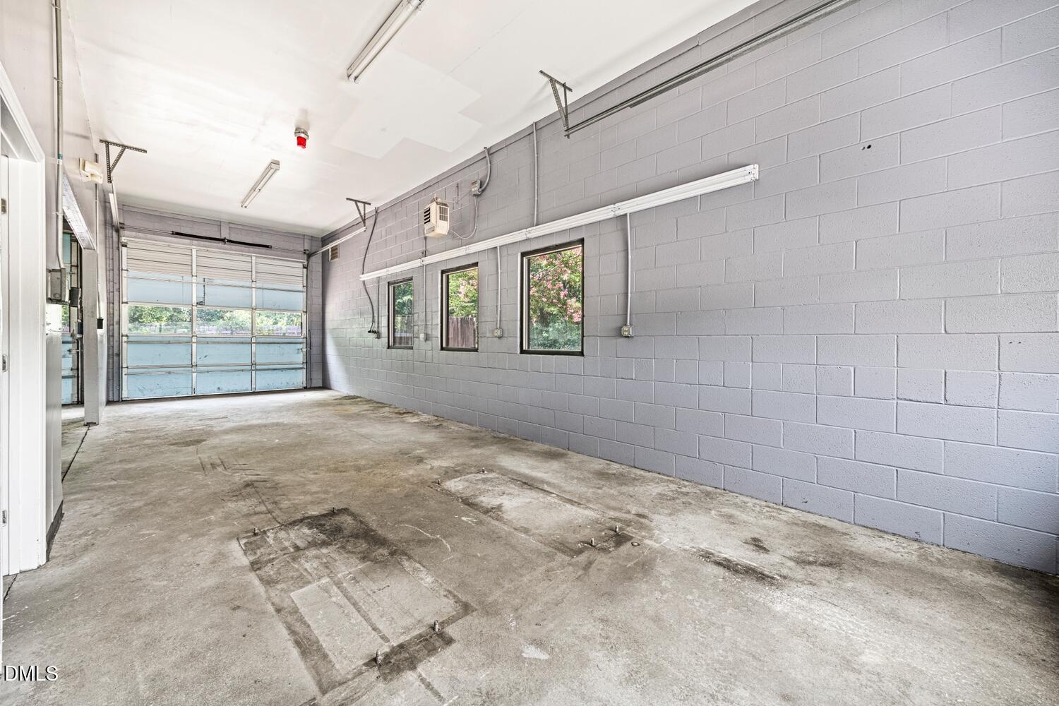 main property photo 44