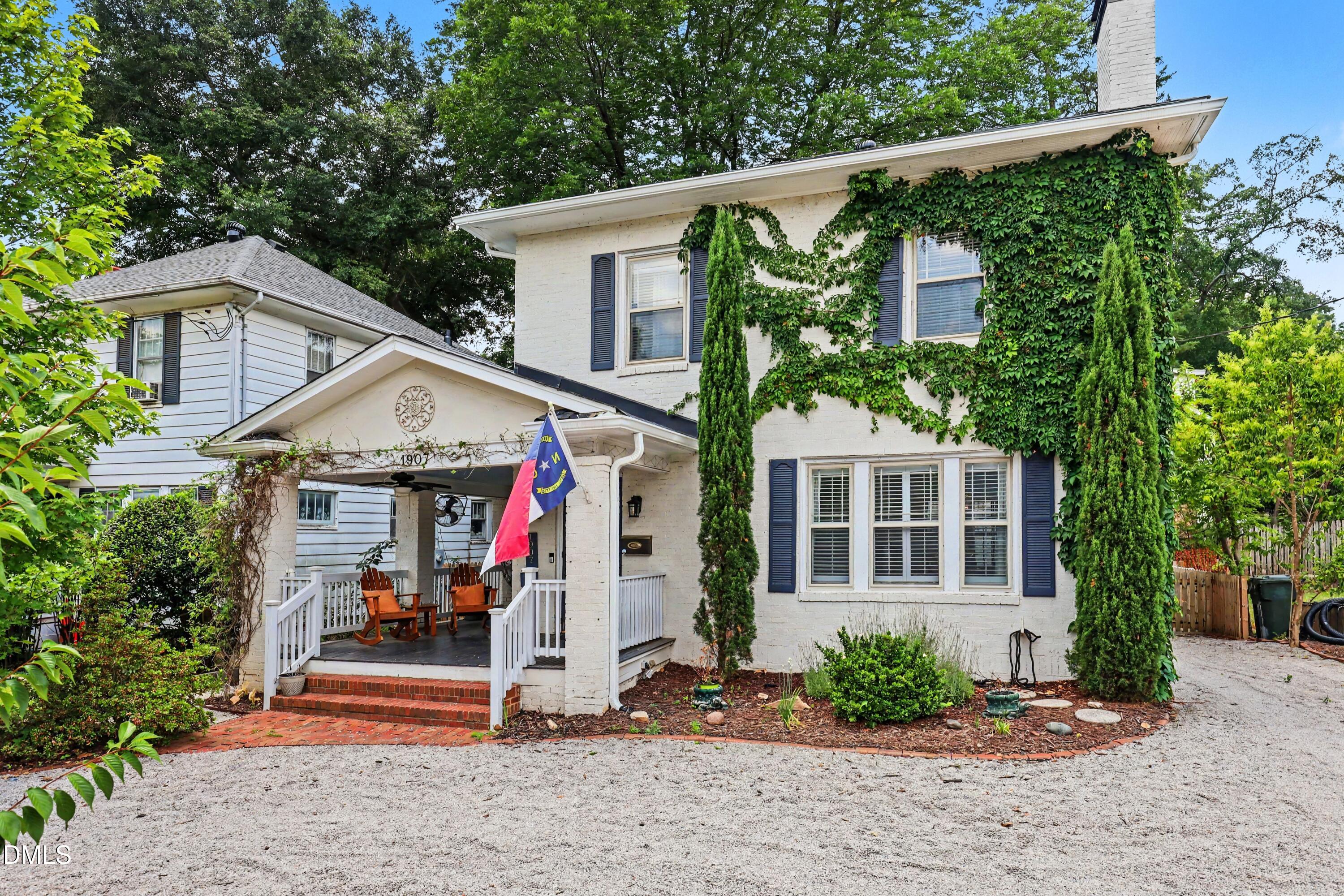 main property photo 6