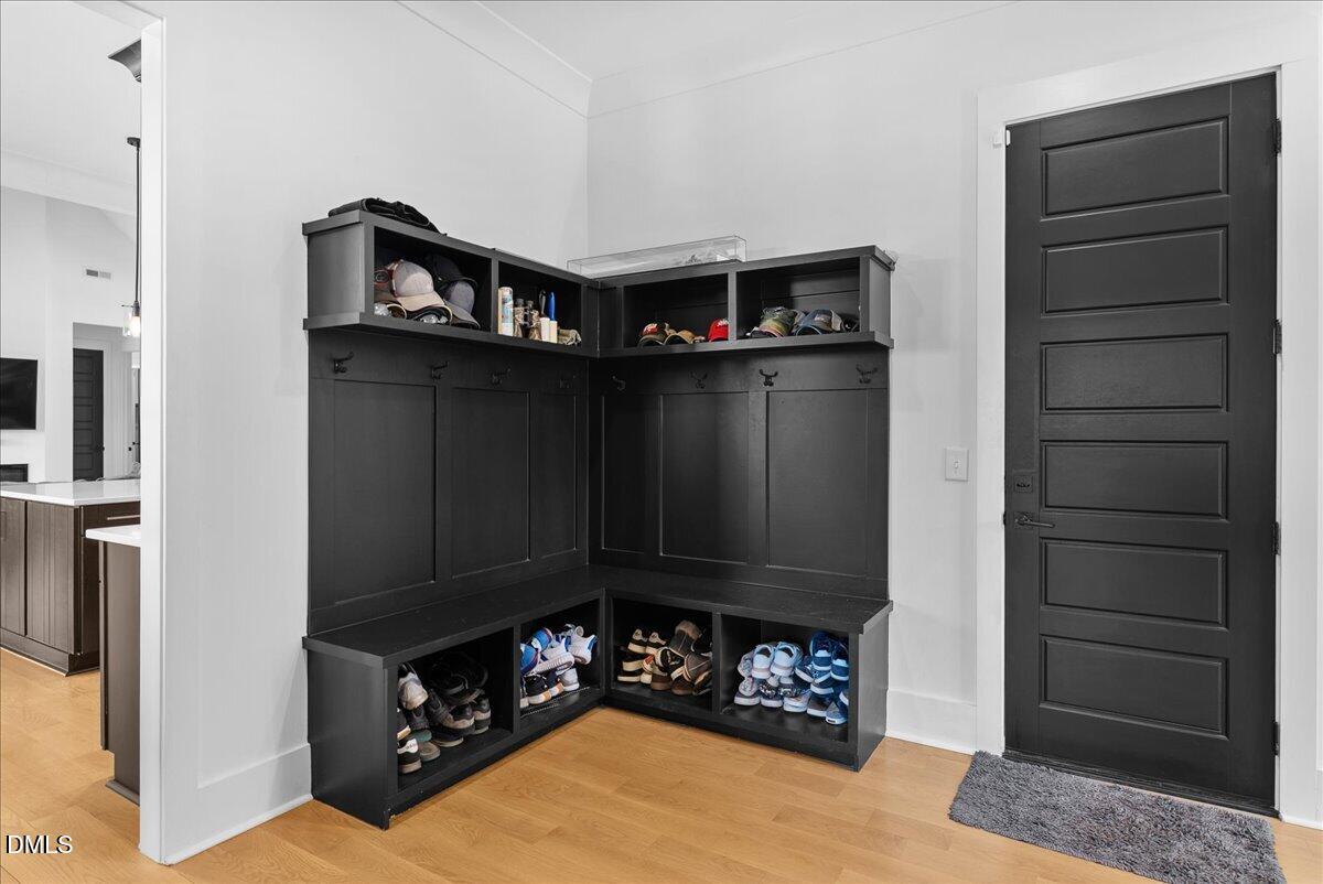 main property photo 76