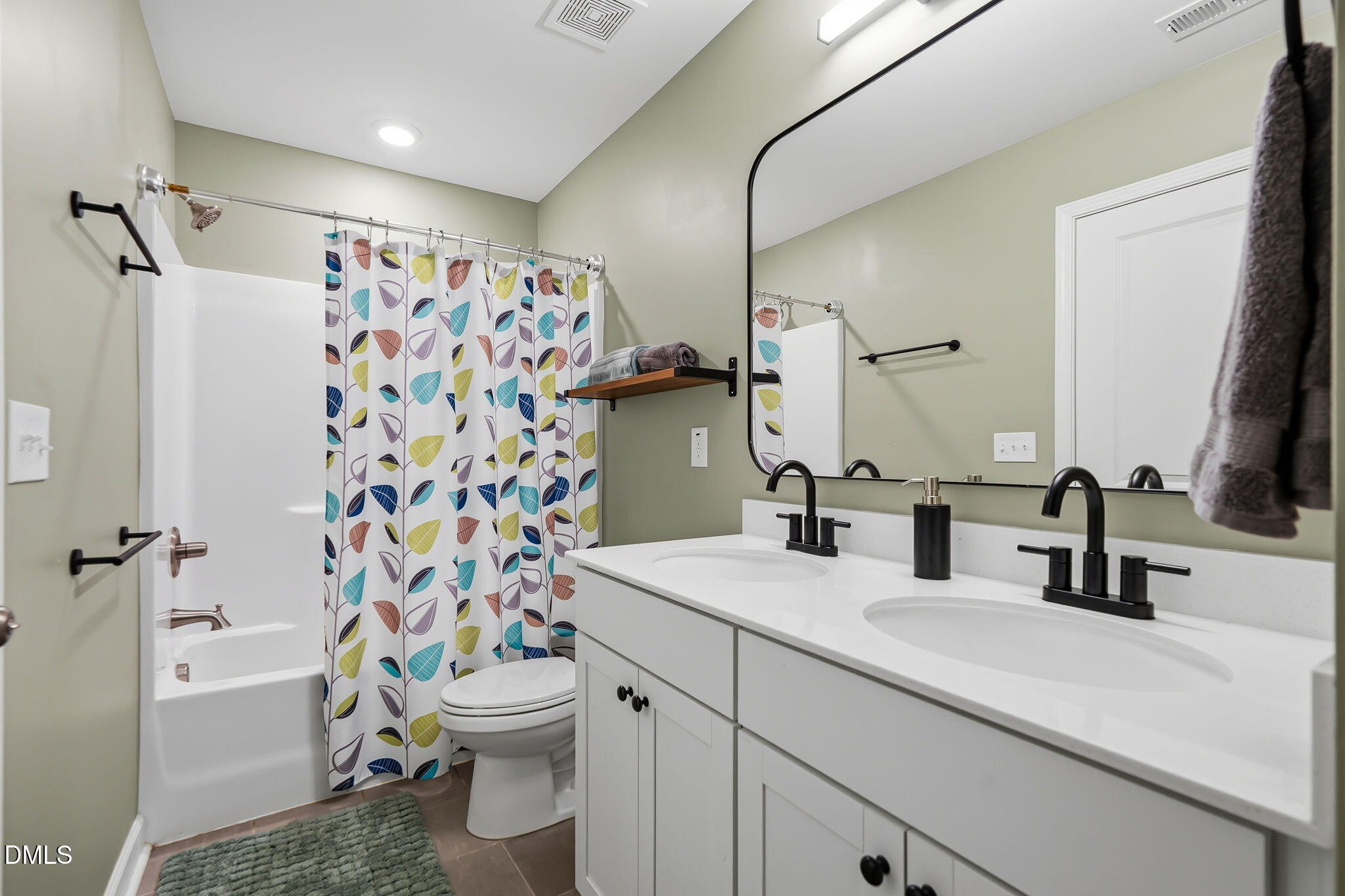 main property photo 53