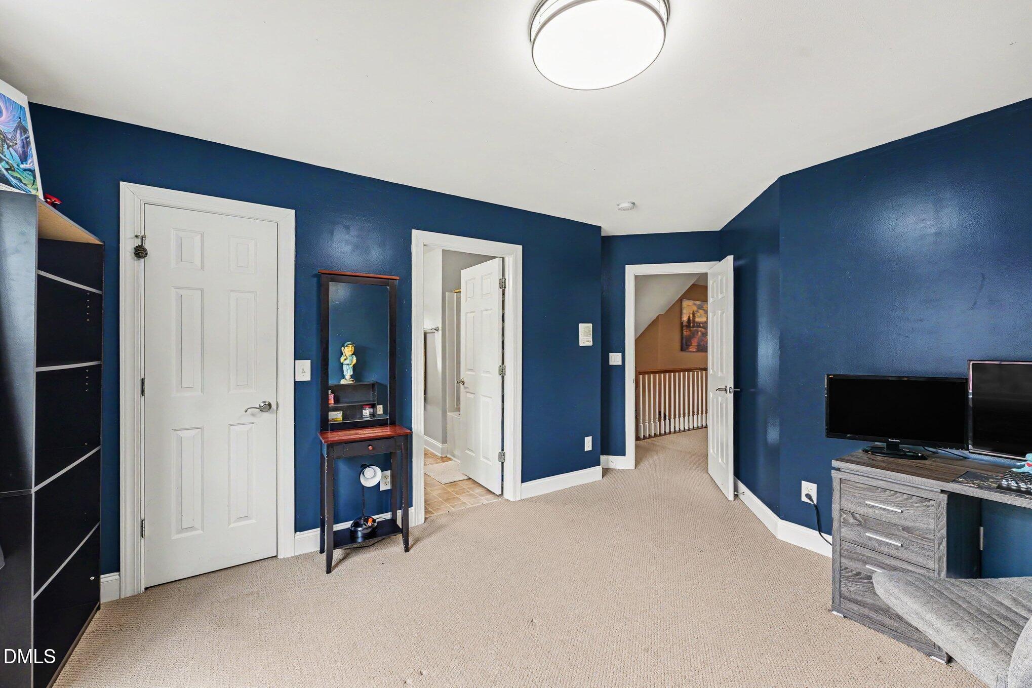 main property photo 51