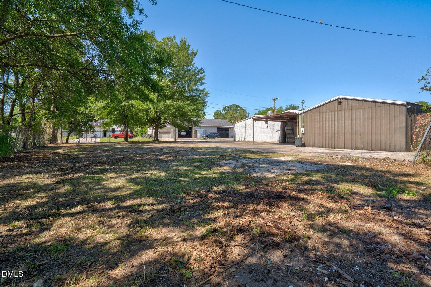 main property photo 15