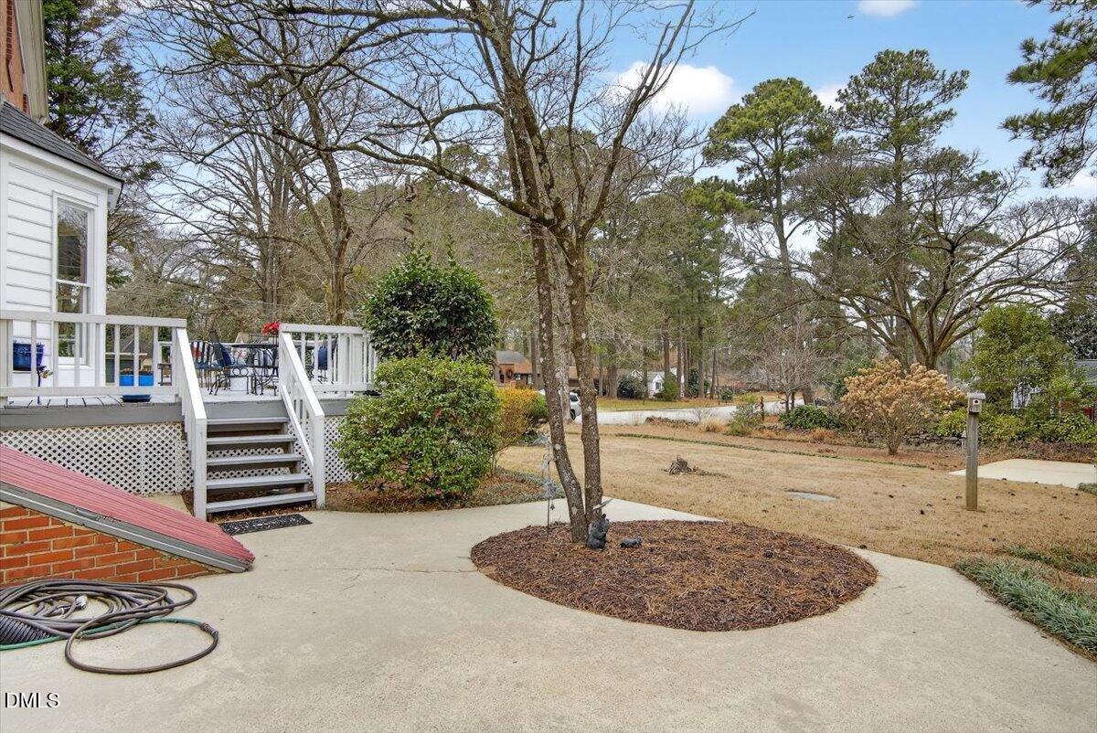 main property photo 34