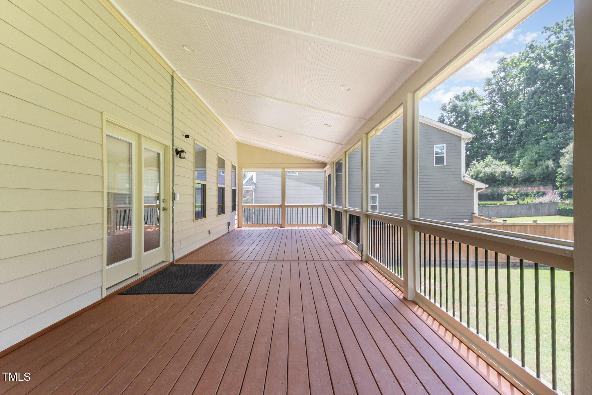 main property photo 59