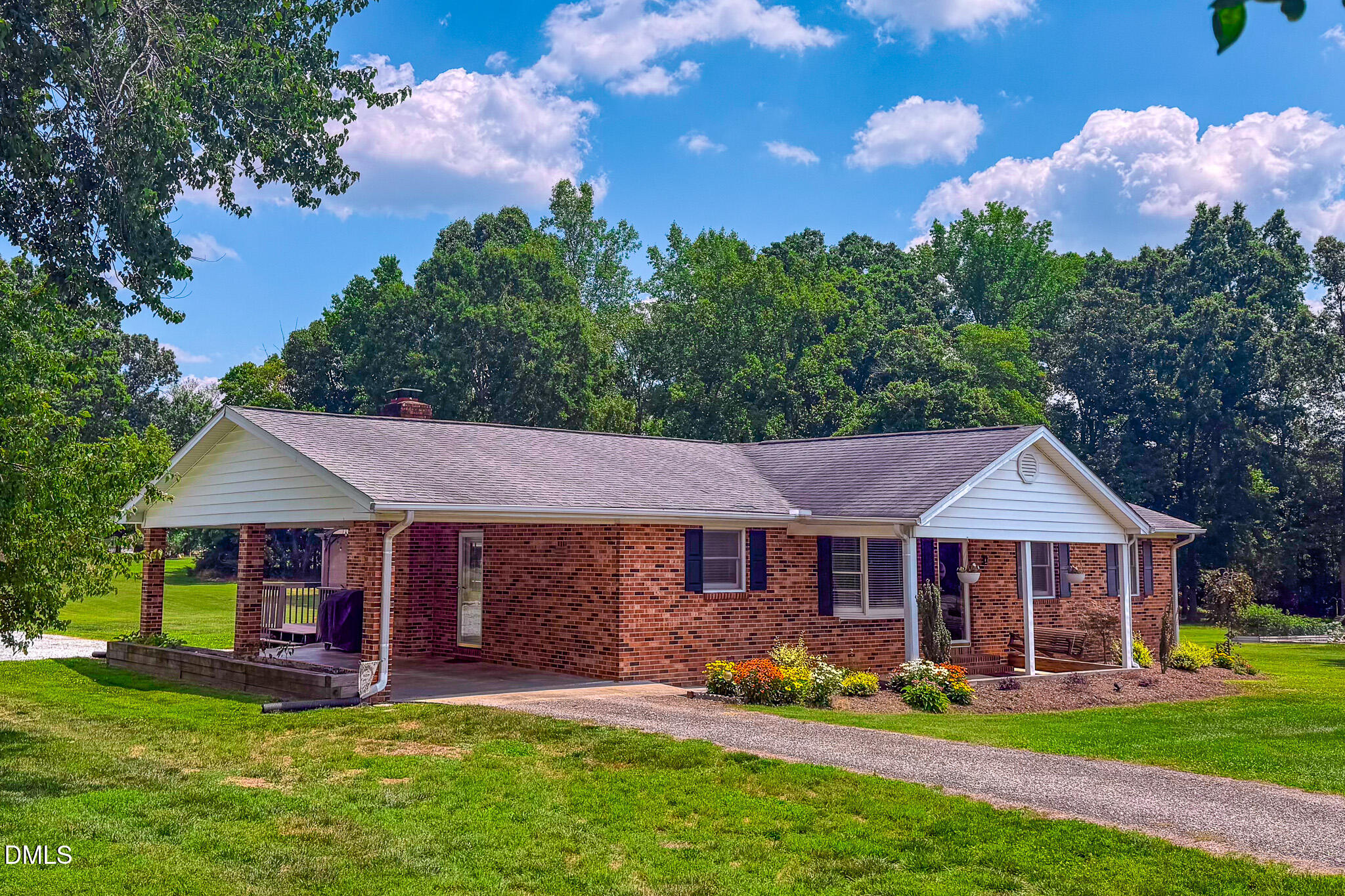 main property photo 35