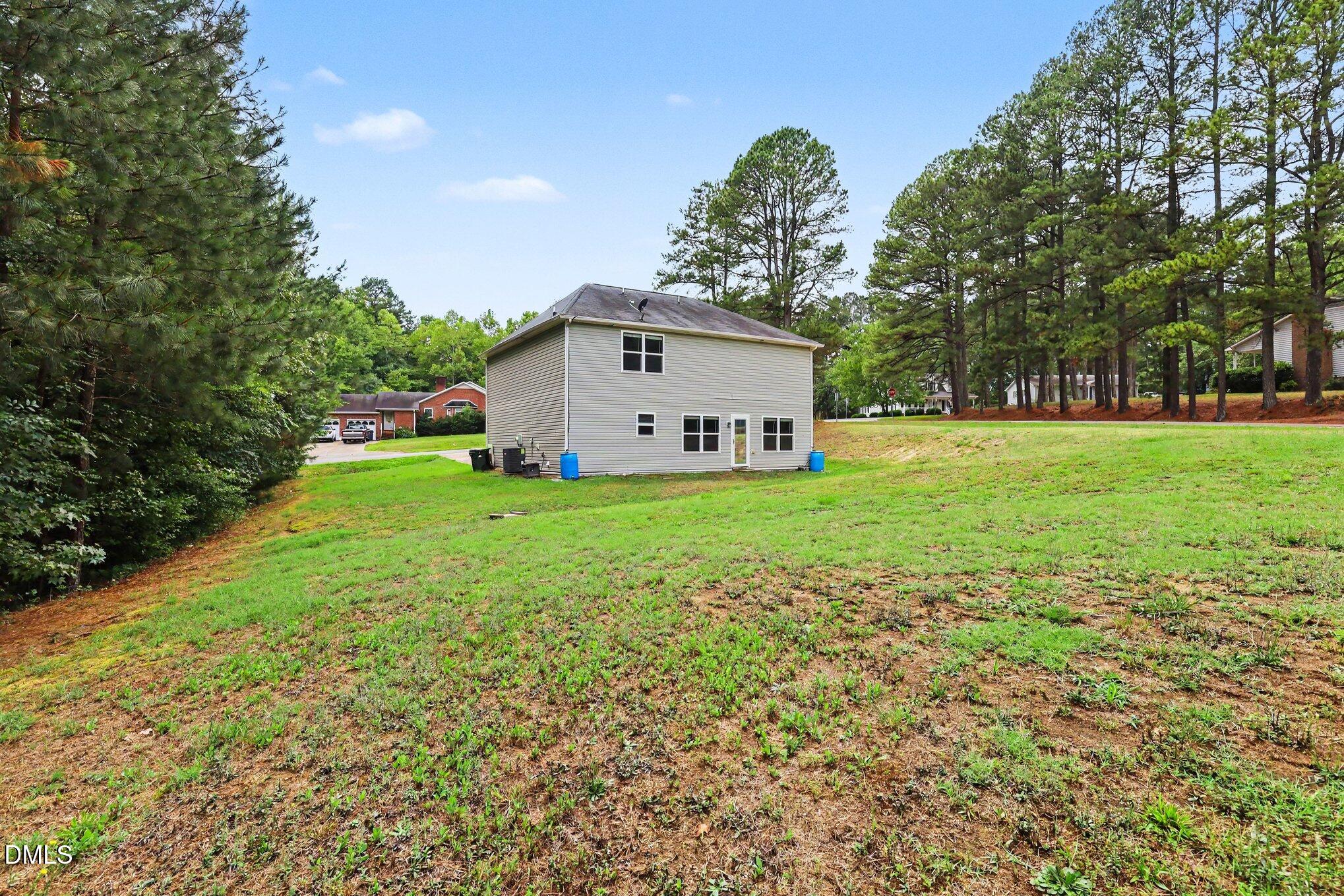 main property photo 29
