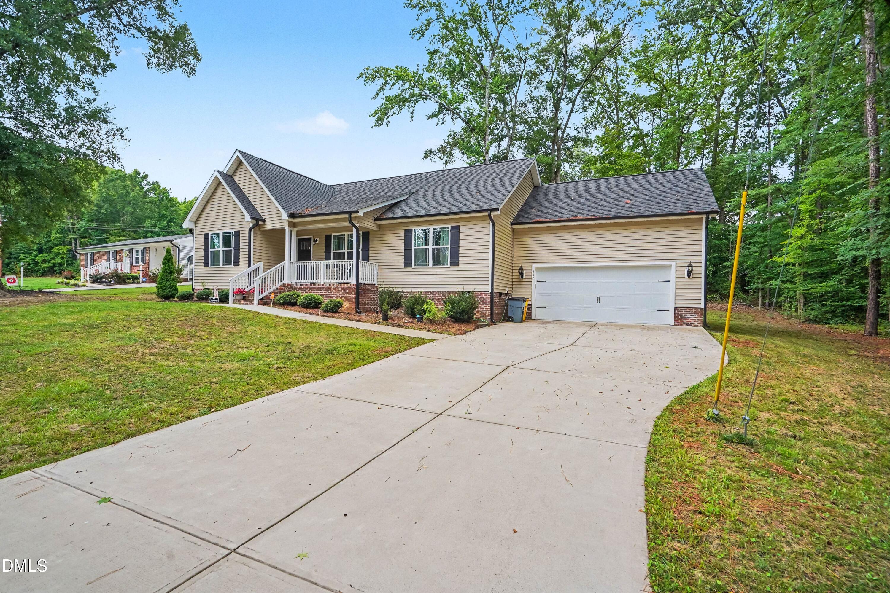 main property photo 2