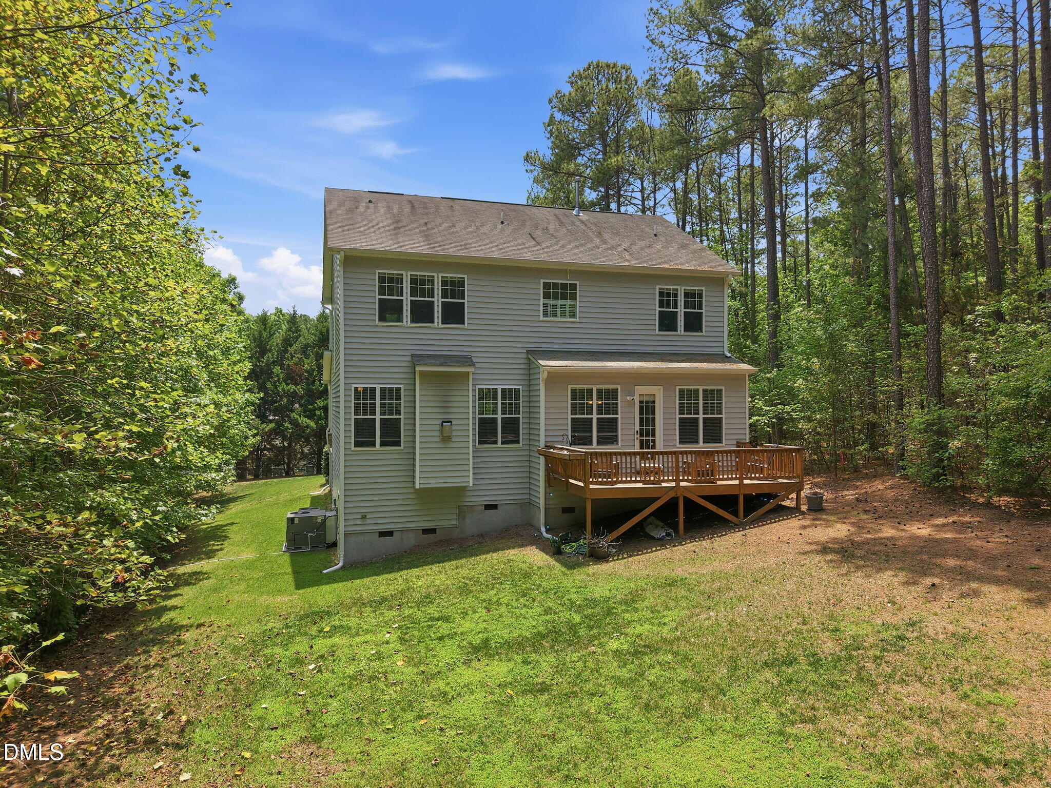 main property photo 37