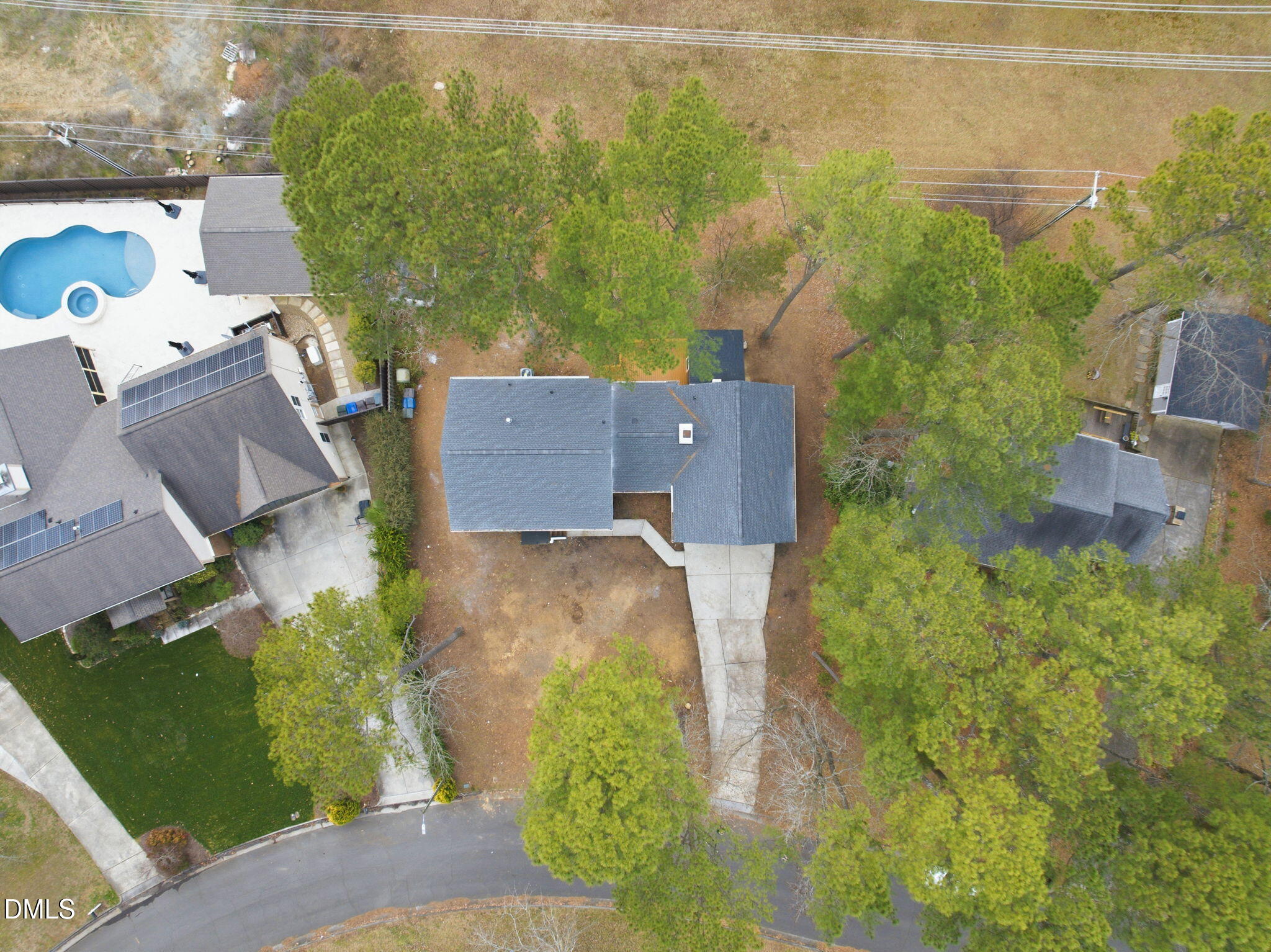 main property photo 77