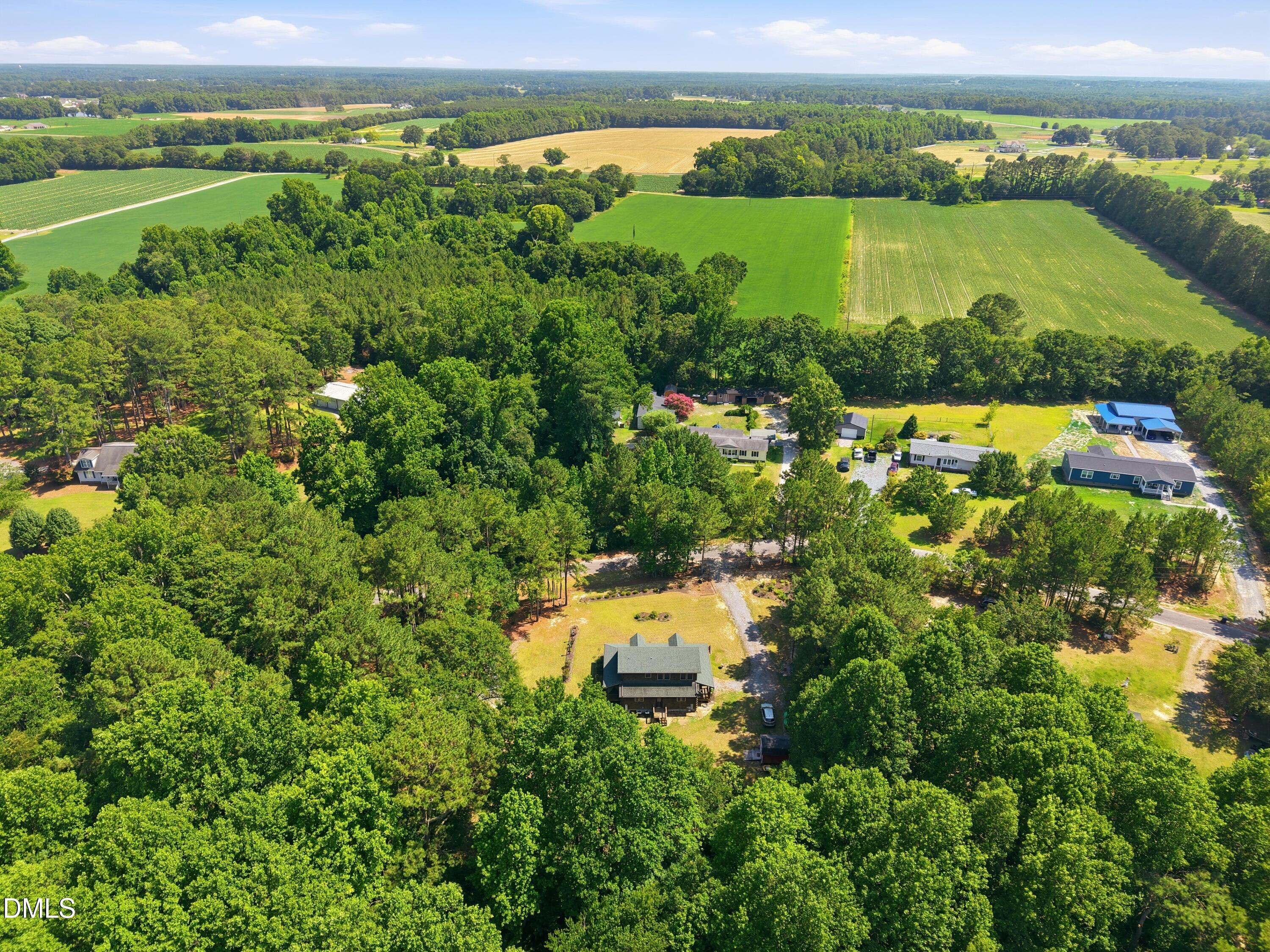 main property photo 40