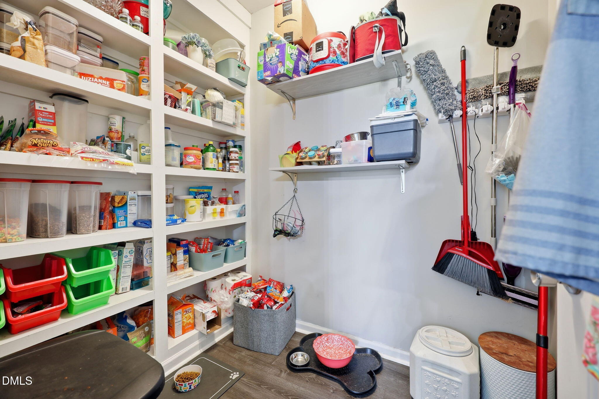 main property photo 17
