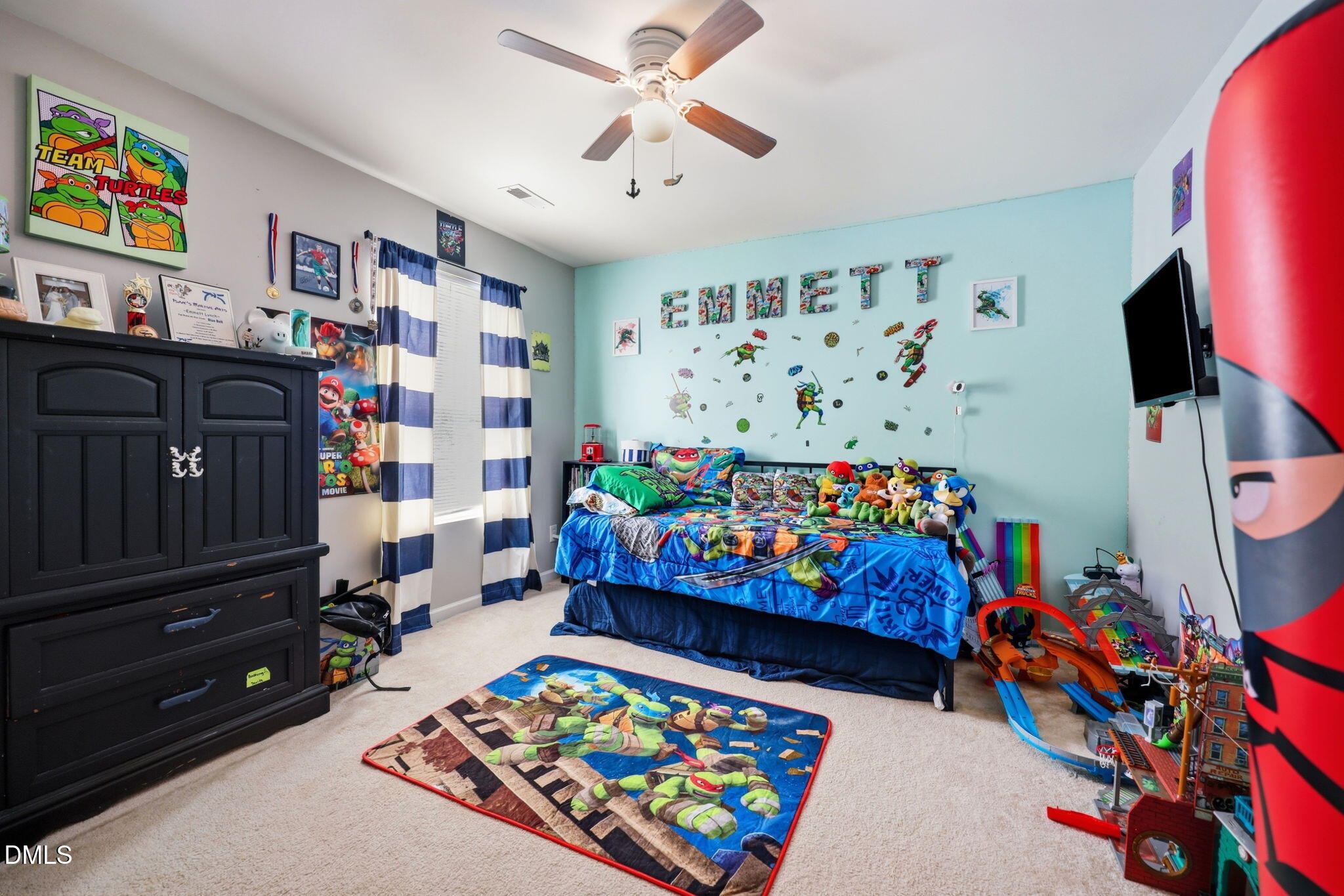 main property photo 32