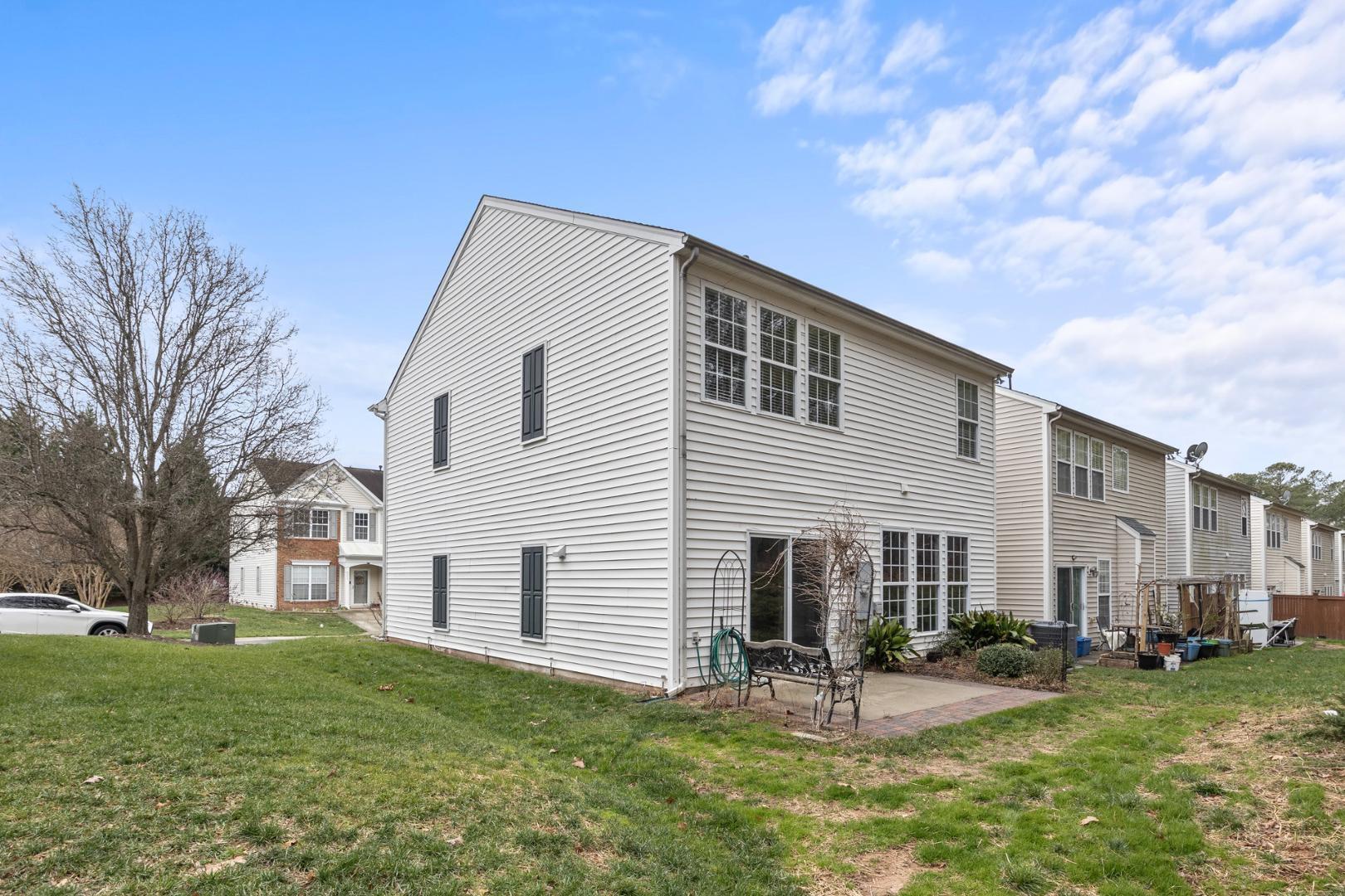 main property photo 30