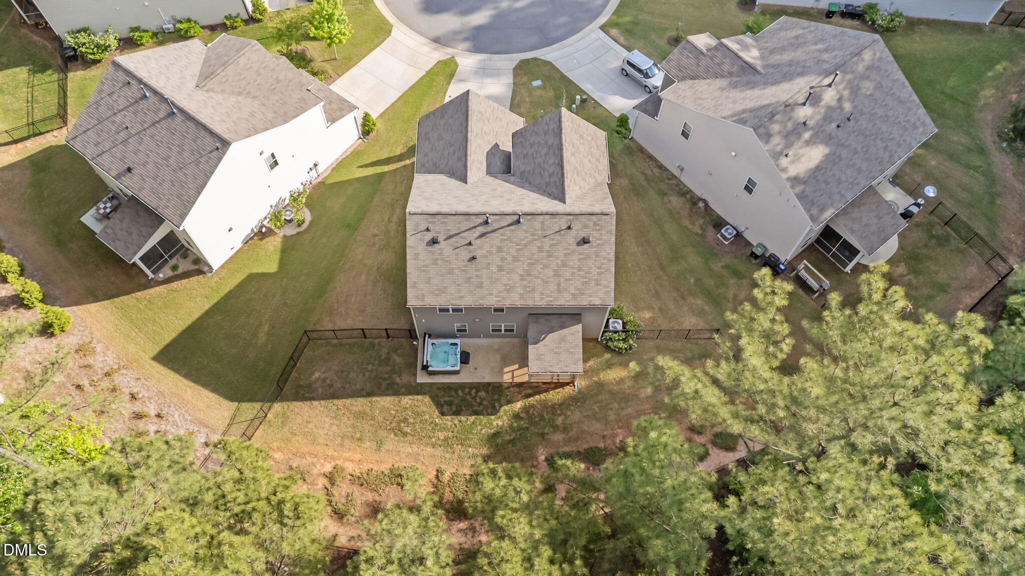 main property photo 43