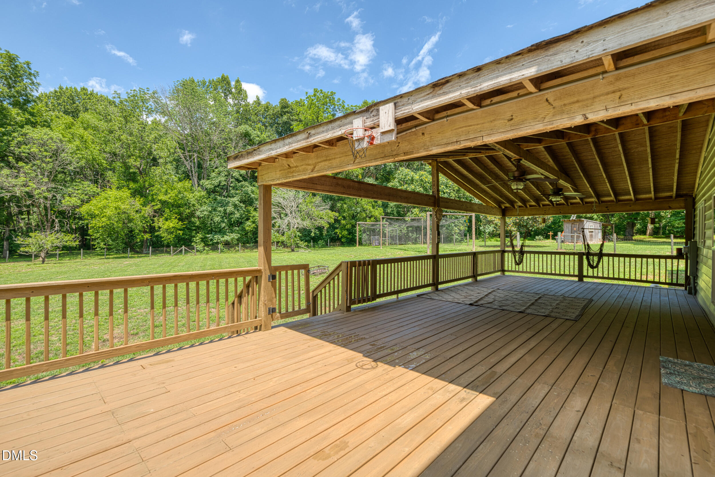 main property photo 39