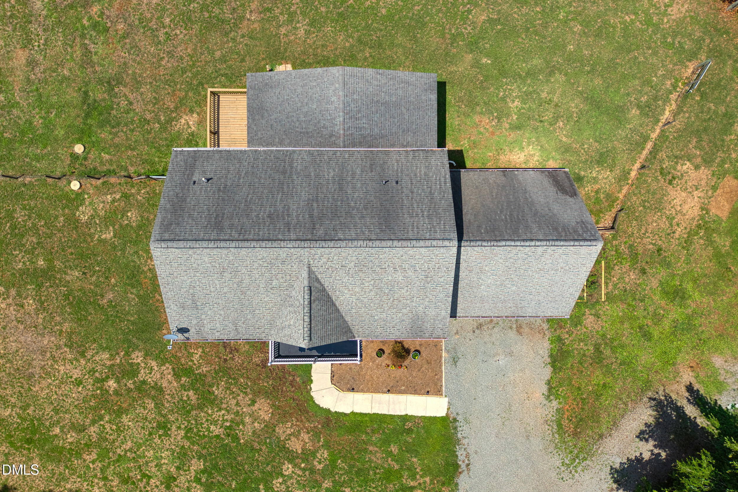 main property photo 47