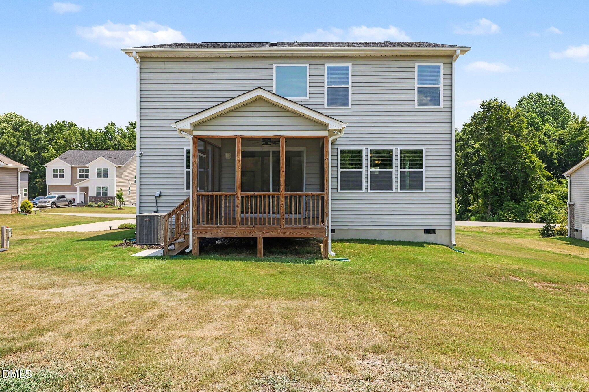 main property photo 24