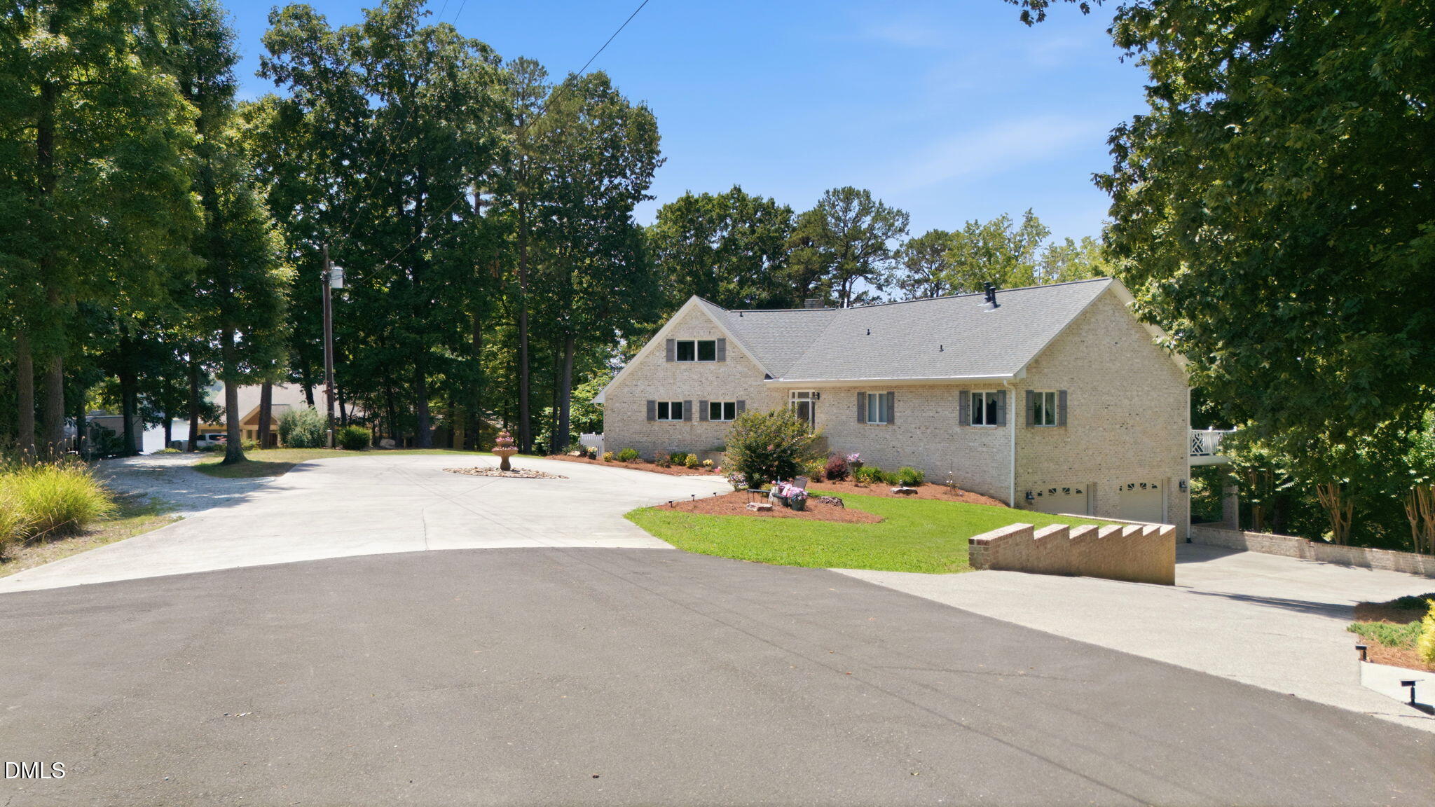 main property photo 80