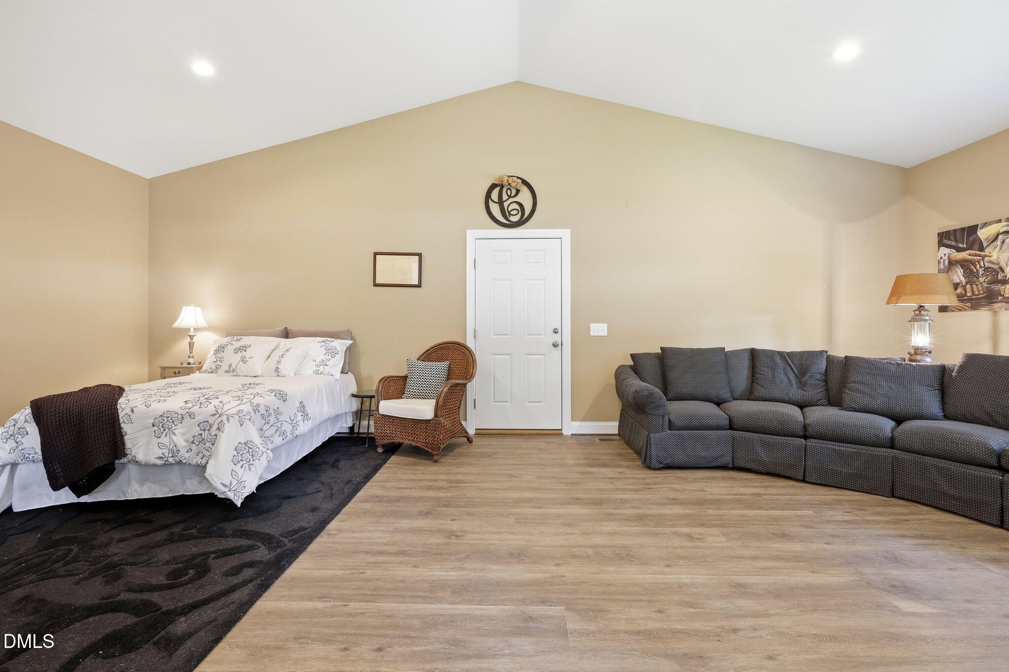 main property photo 83