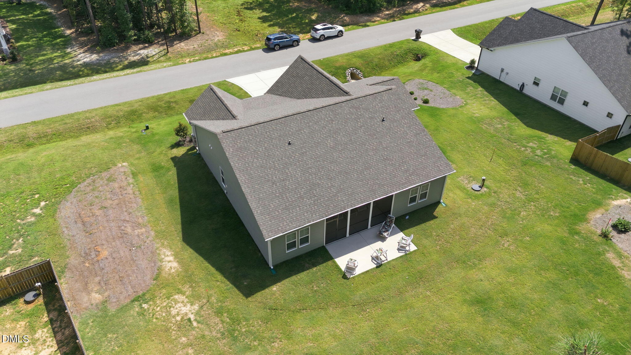 main property photo 38