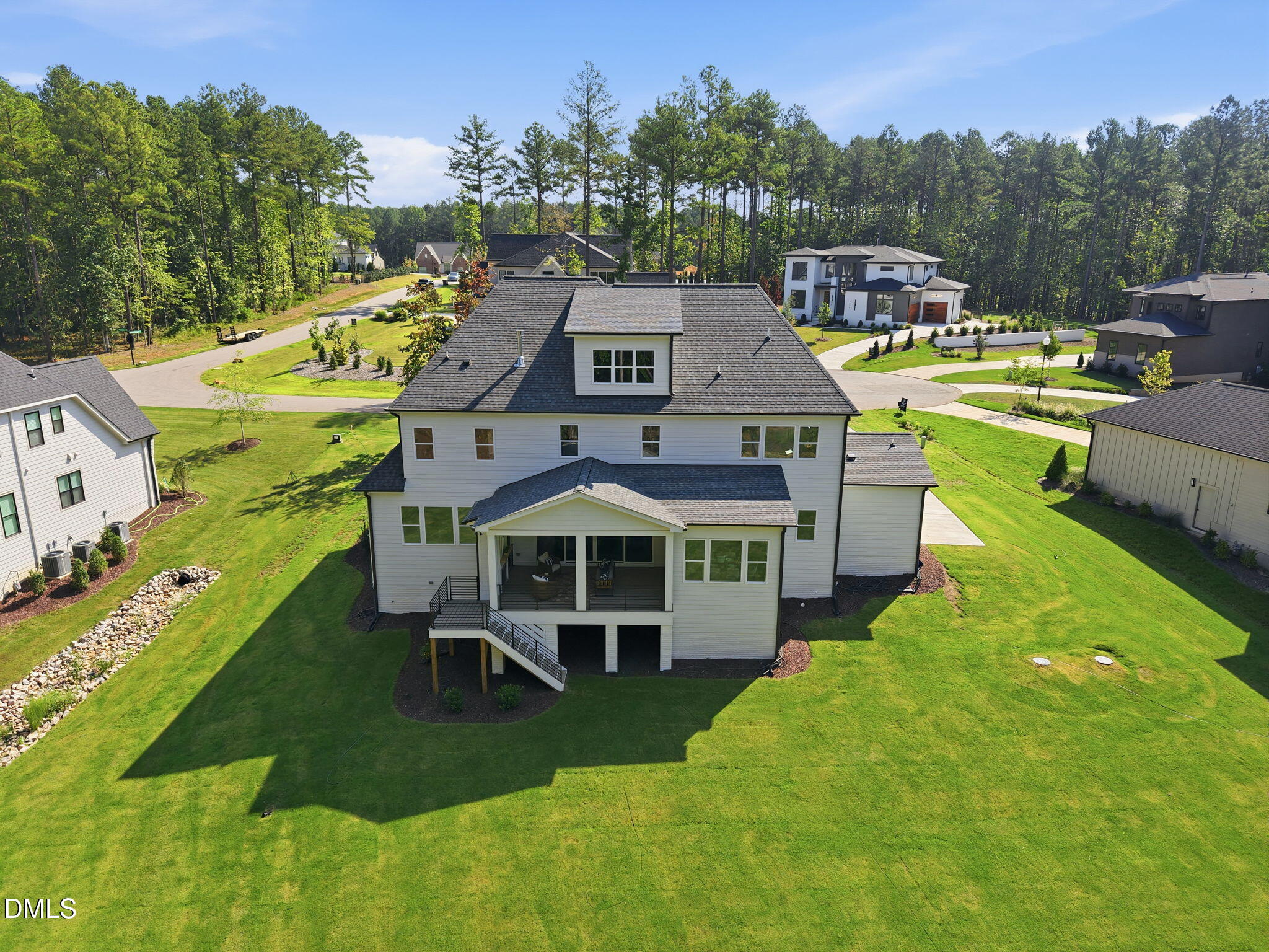 main property photo 44