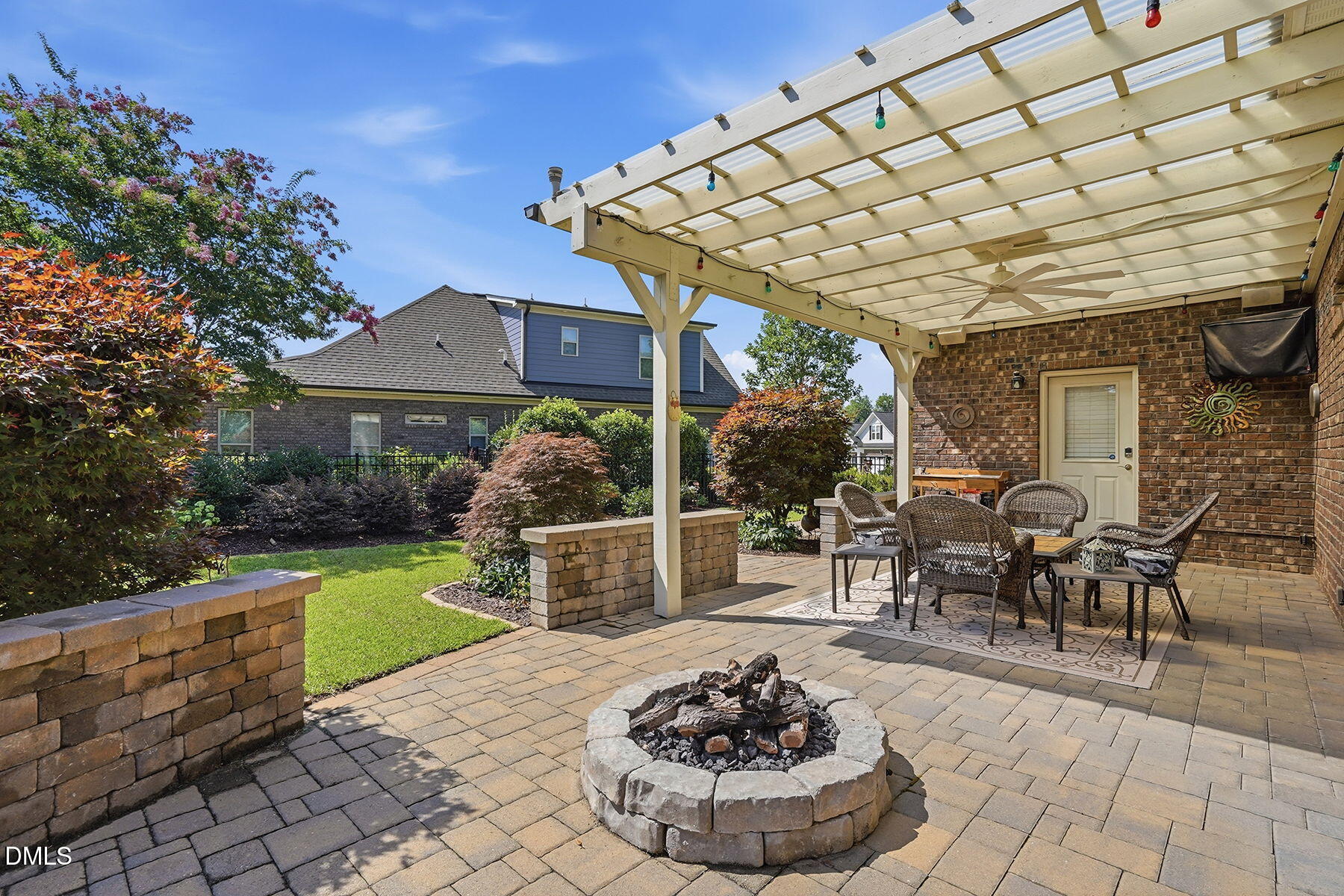 main property photo 24