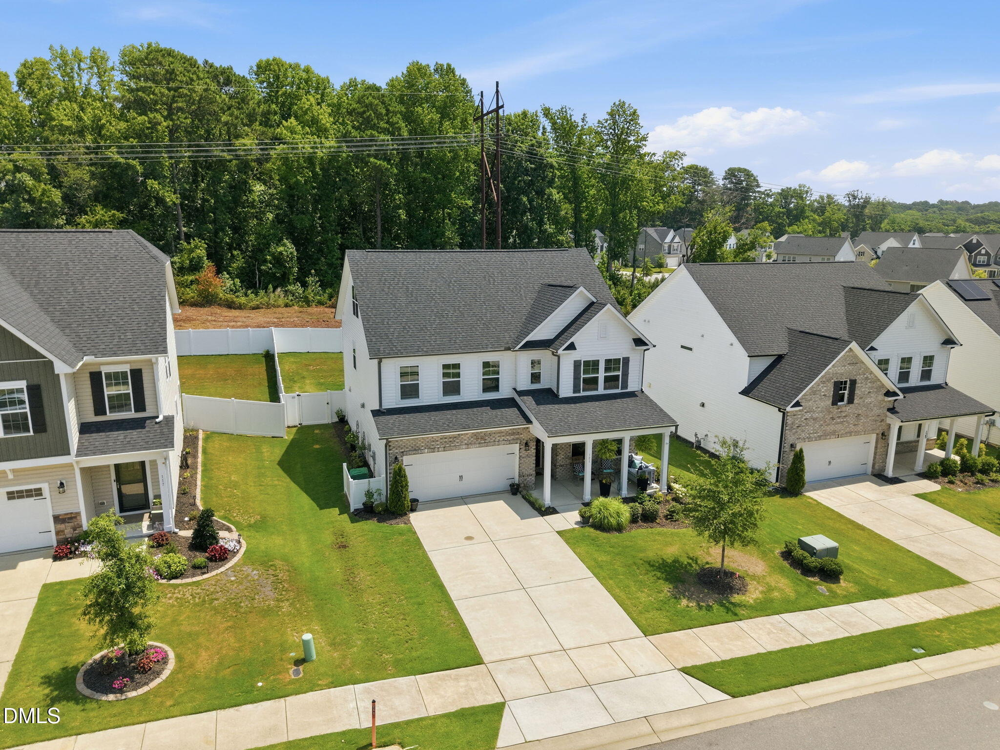 main property photo 43