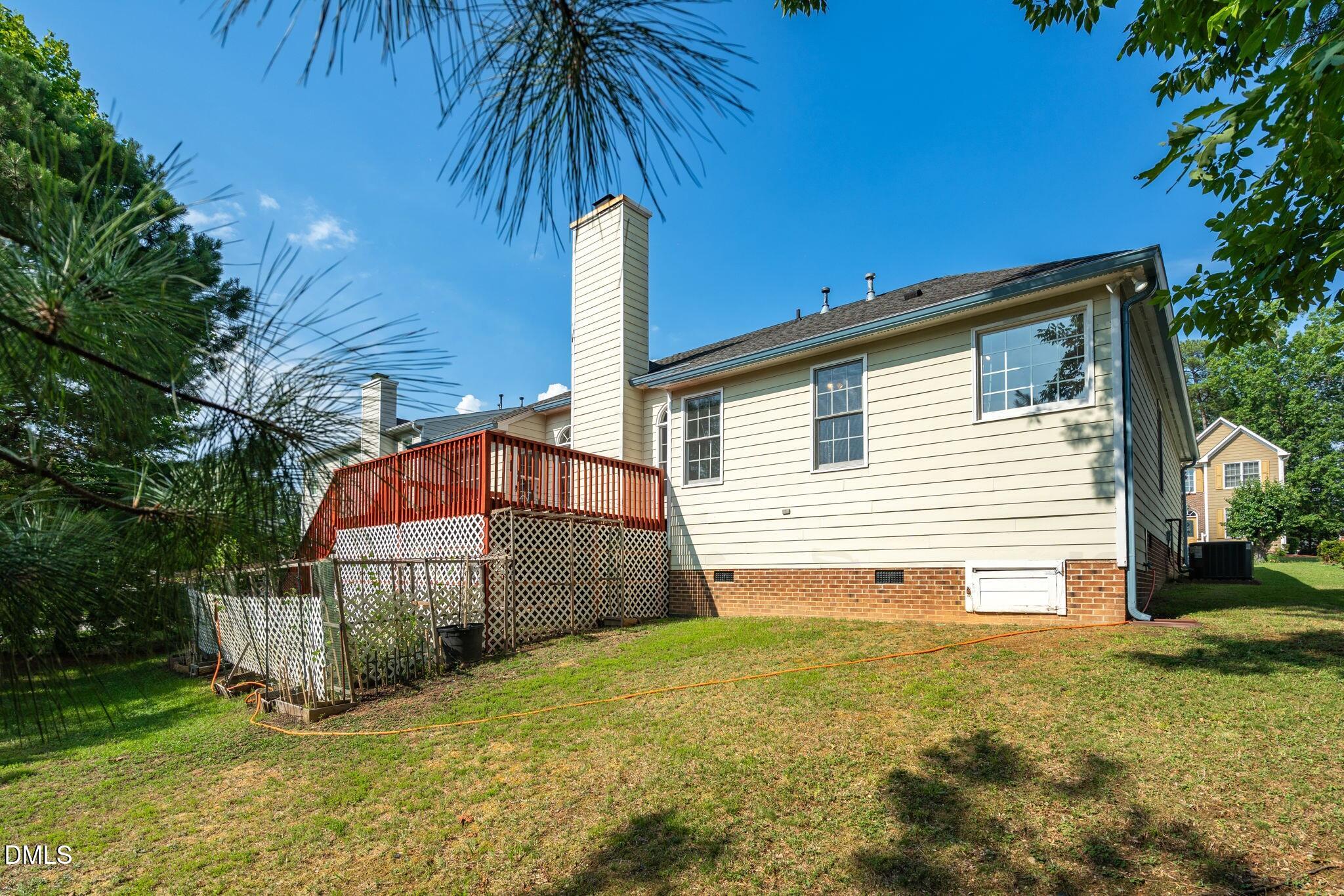 main property photo 33
