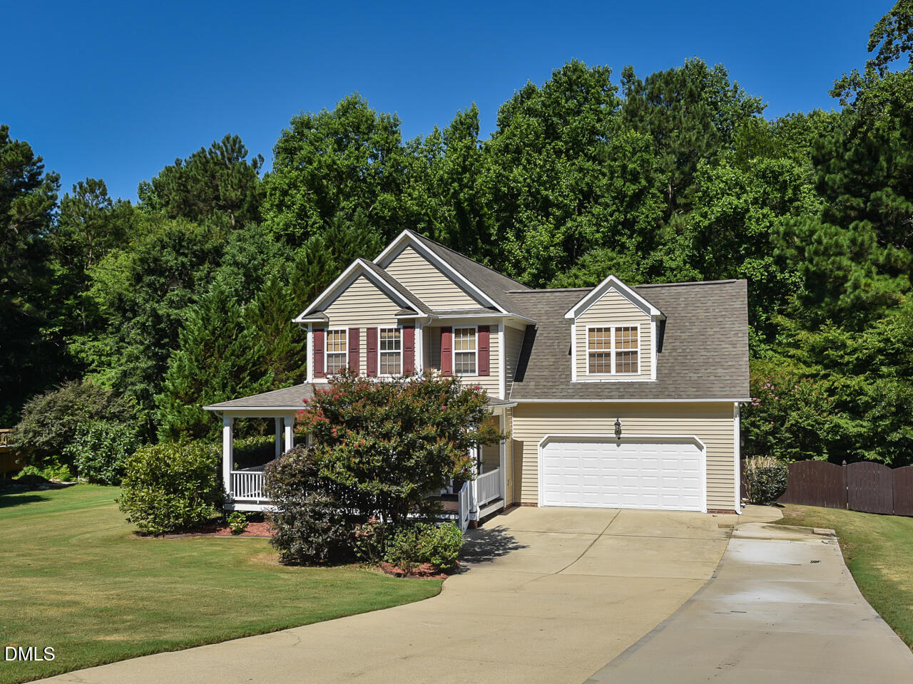 main property photo 3